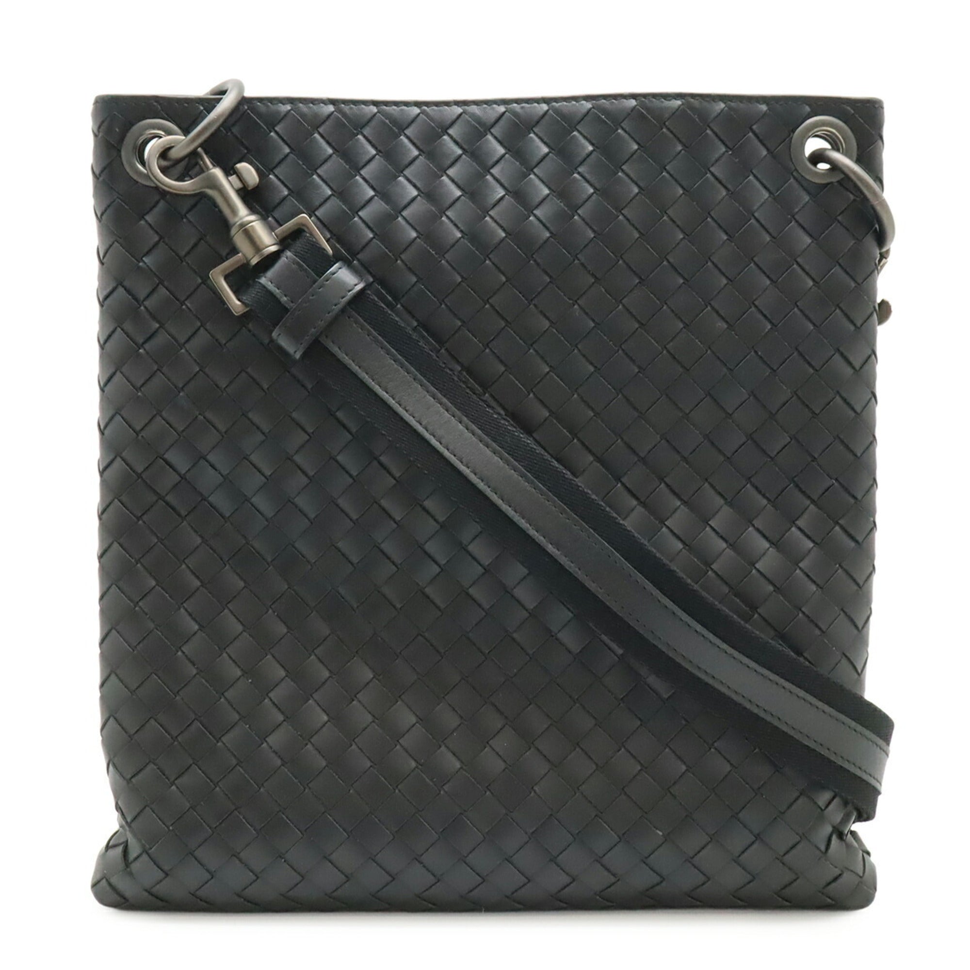 Bottega Veneta Black Leather Shoulder Bag (Pre-Owned)
