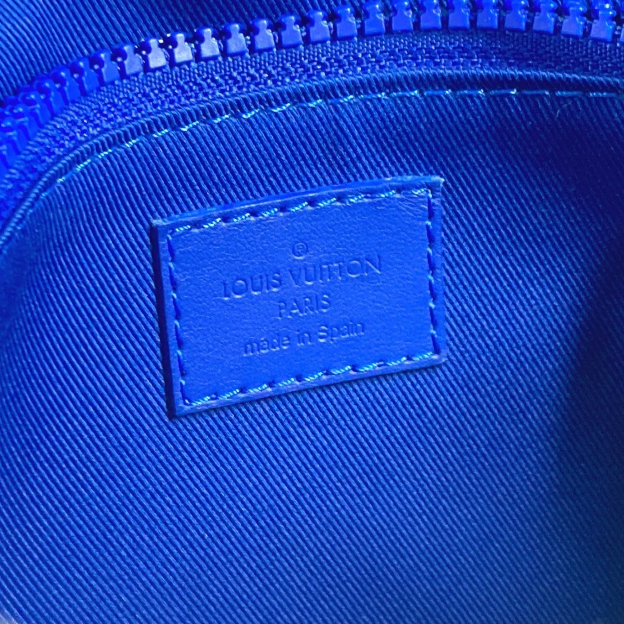 Louis Vuitton Blue Leather Shoulder Bag Sling Bag (Pre-Owned)