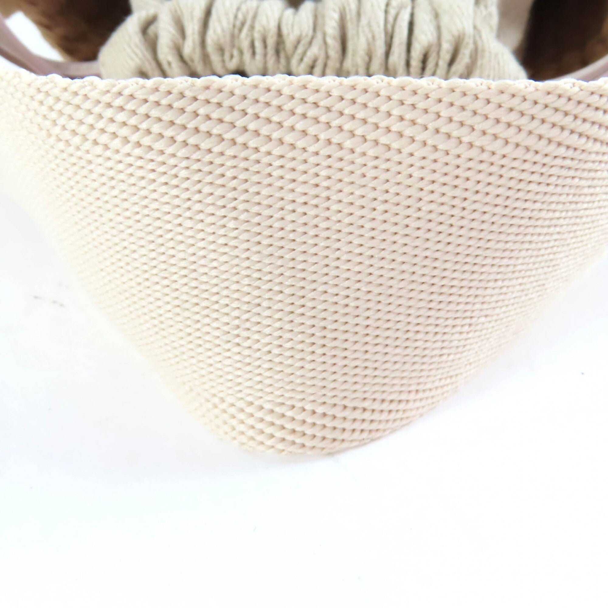 Chloé Beige Paper Leather Shoulder Bag (Pre-Owned)