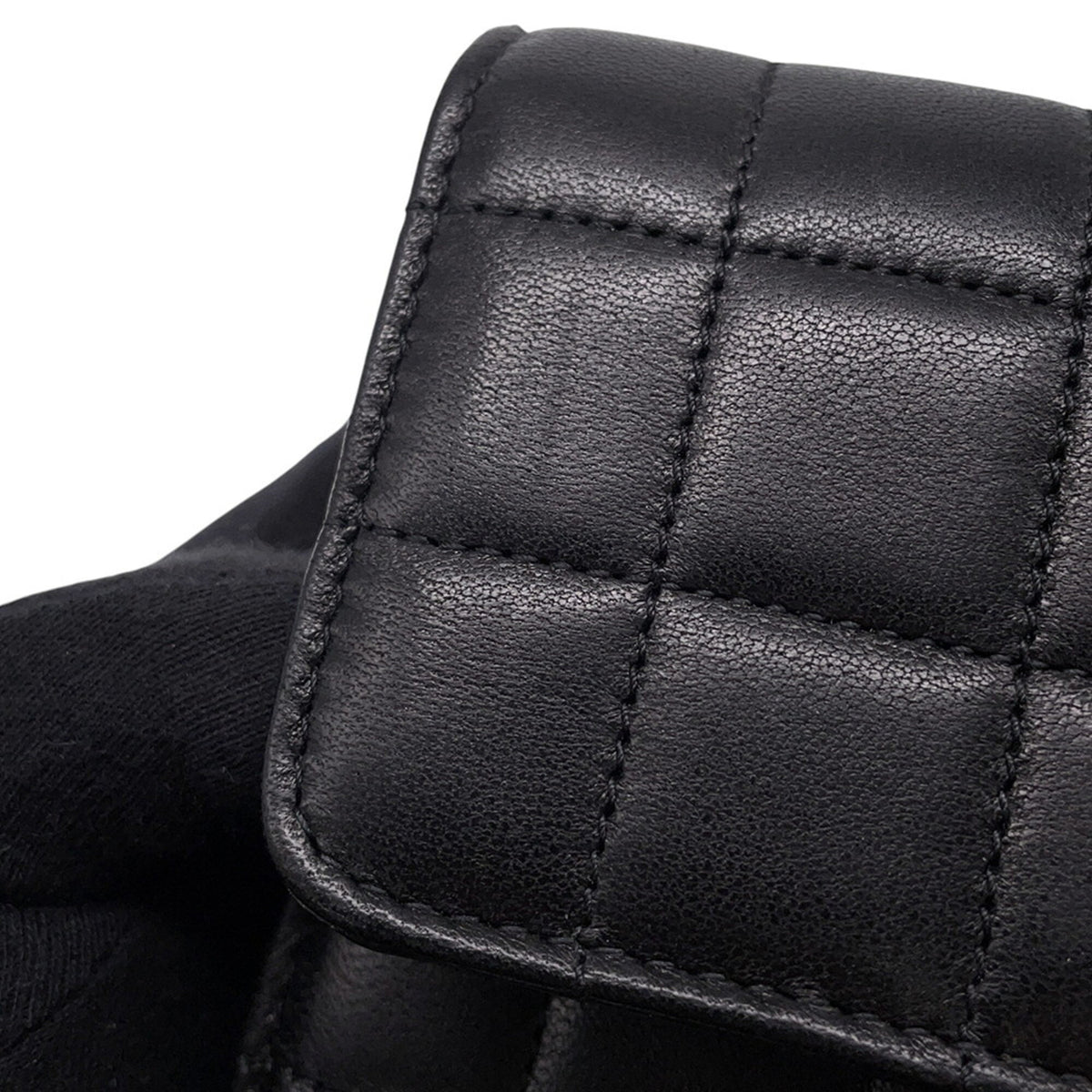 Yves Saint Laurent Black Leather Chain/Shoulder Wallet (Pre-Owned)