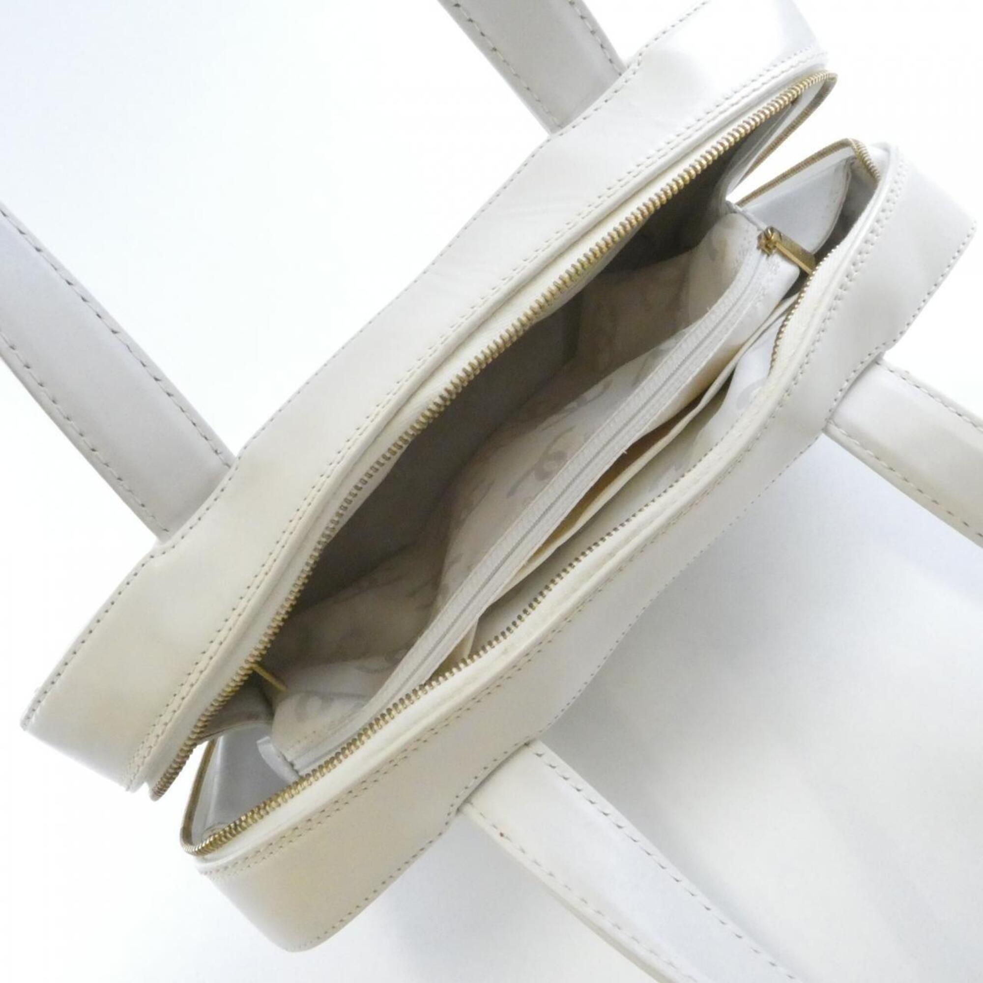 Chanel Wild Stitch White Leather Handbag (Pre-Owned)