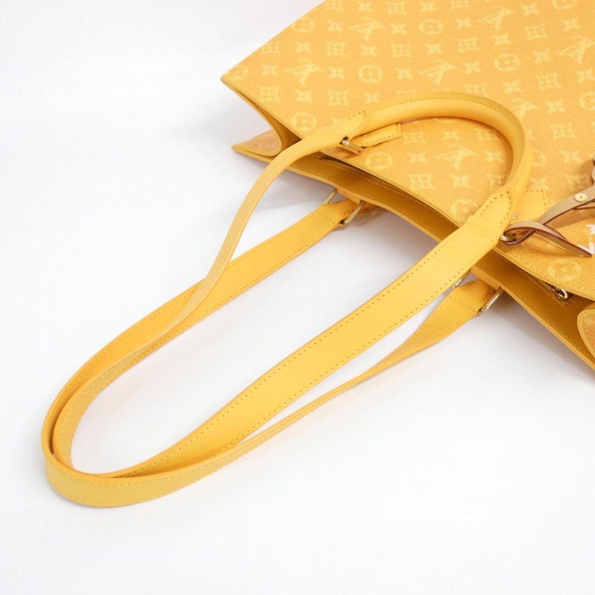 Louis Vuitton Jaune Monogram Coated Canvas Handbag (Pre-Owned)