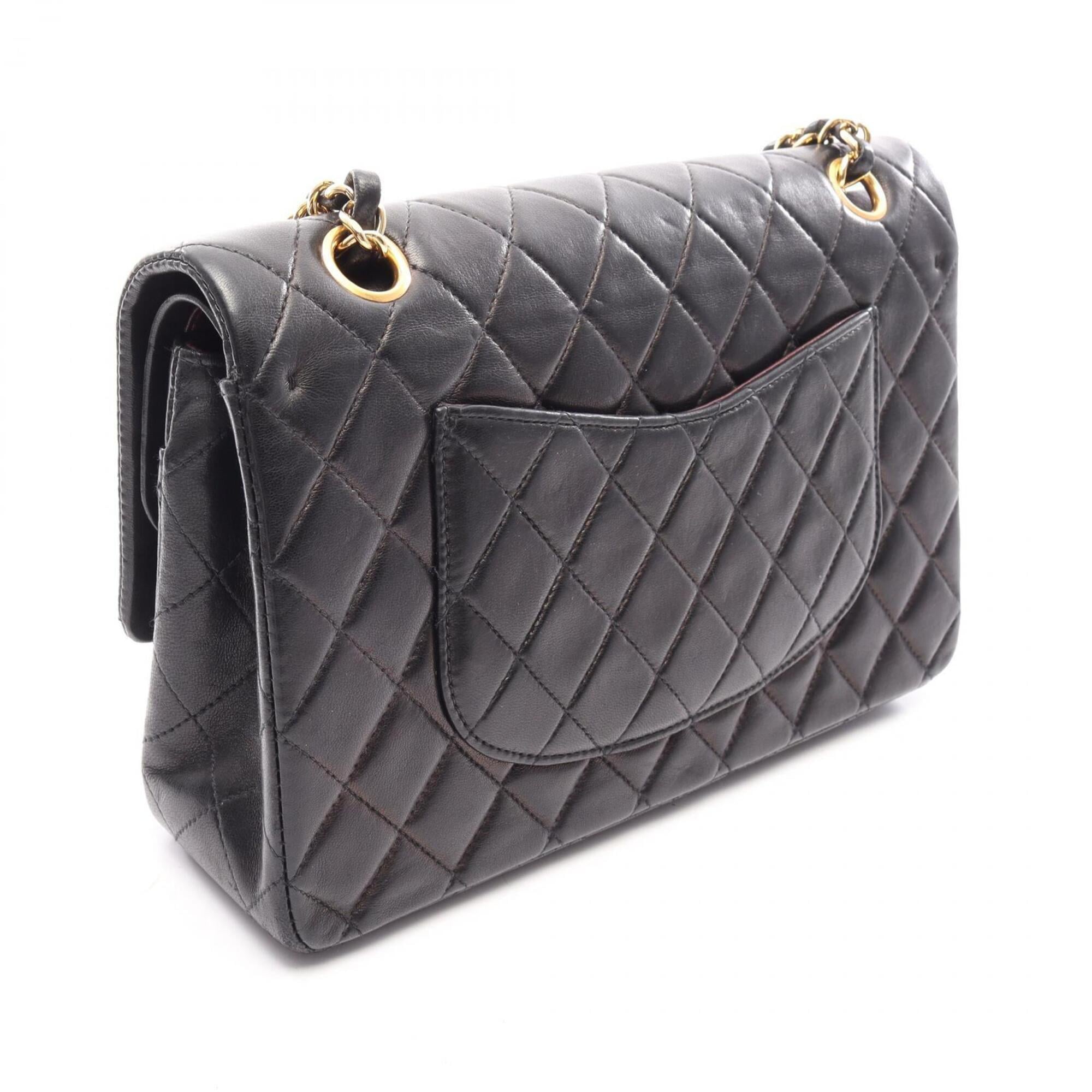 Chanel Black Leather Handbag Shoulder Bag (Pre-Owned)