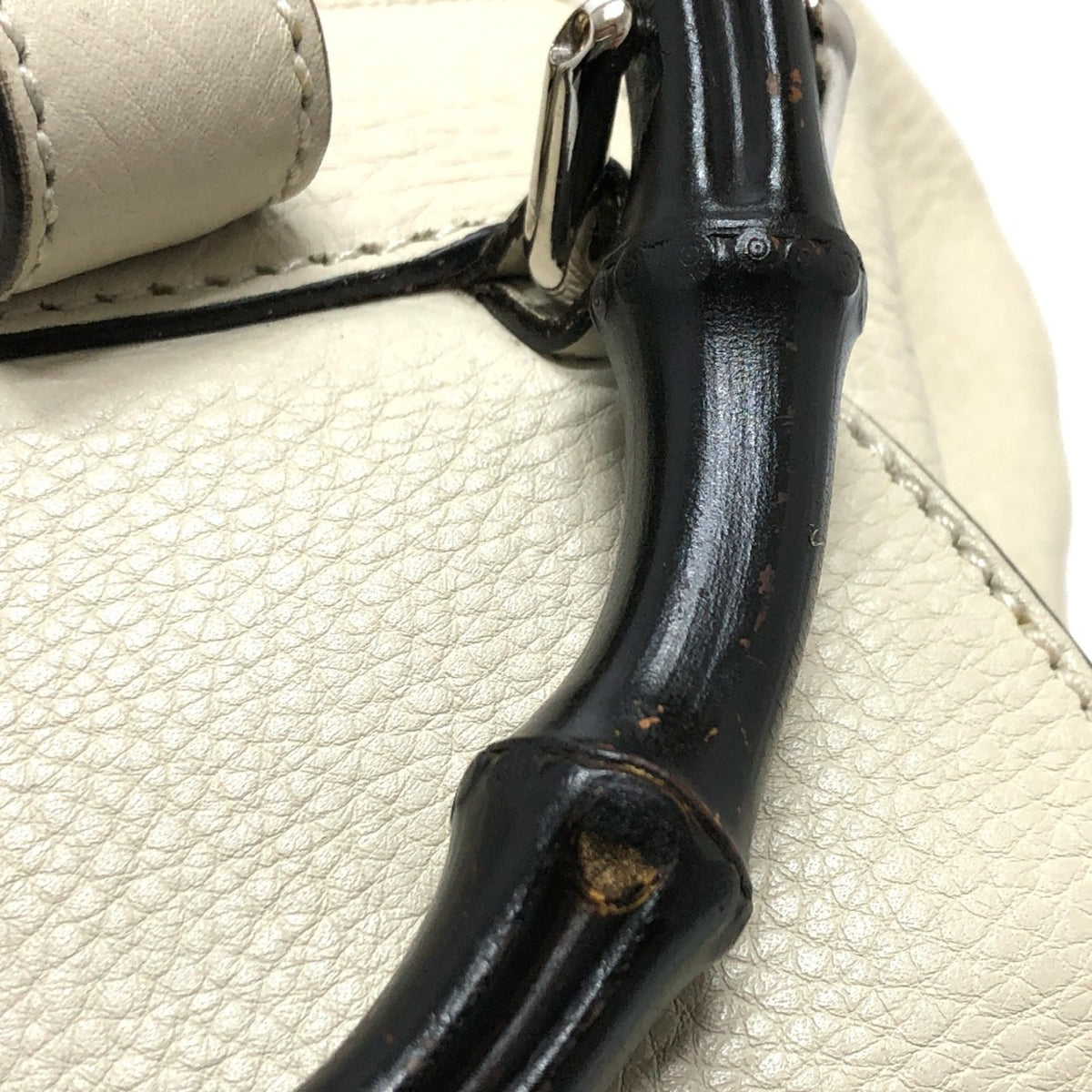 Gucci White Leather Backpack (Pre-Owned)