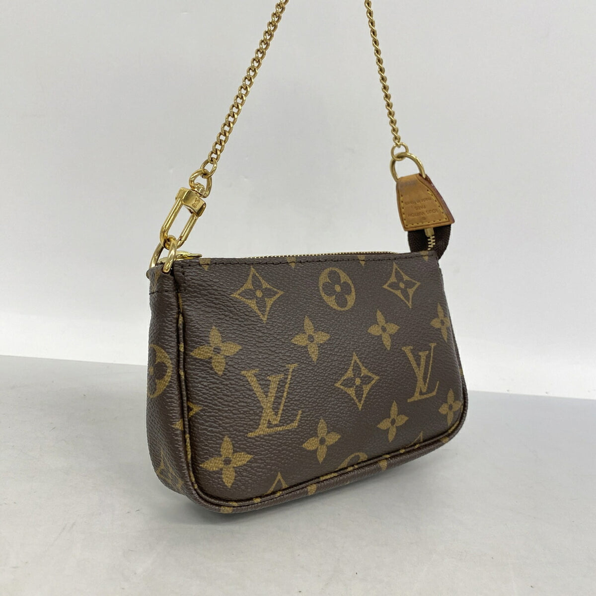 Louis Vuitton Brown Pouch (Pre-Owned)