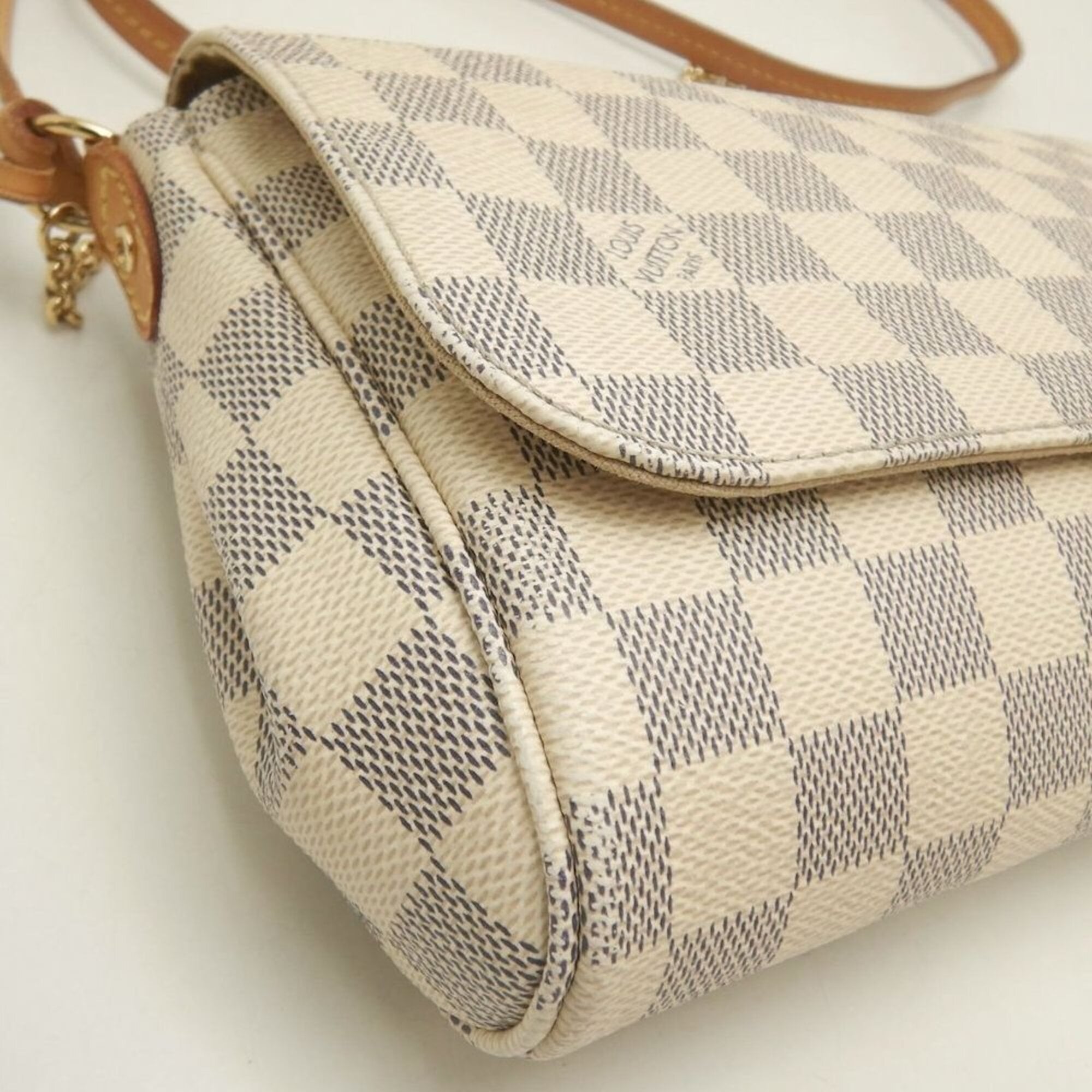 Louis Vuitton Damier Azur Azur Coated Canvas Shoulder Bag (Pre-Owned)