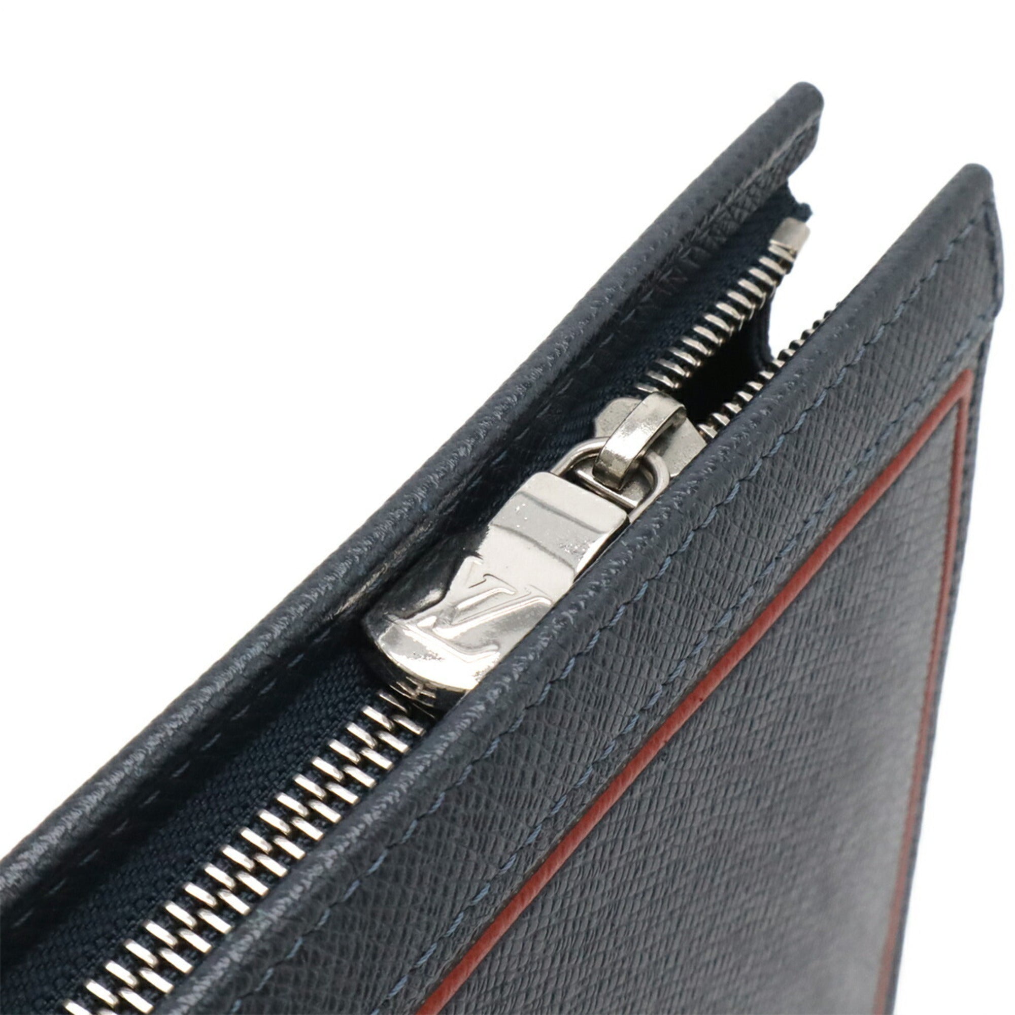Louis Vuitton Navy Blue Leather Clutch Bag Pochette (Pre-Owned)