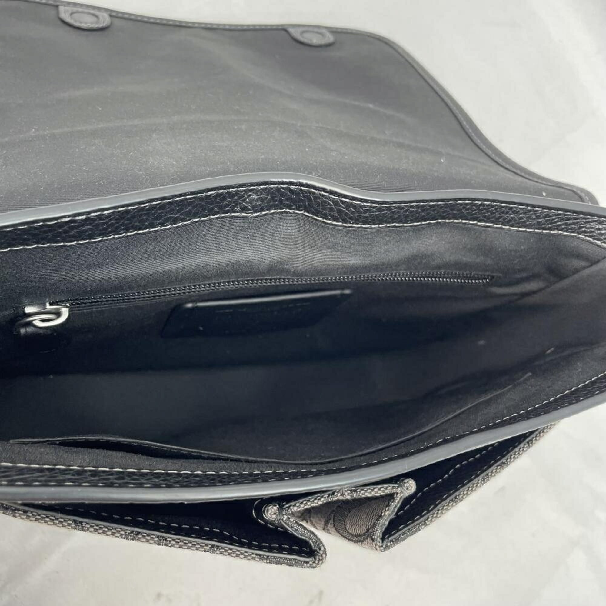Coach Leather Shoulder Bag (Pre-Owned)