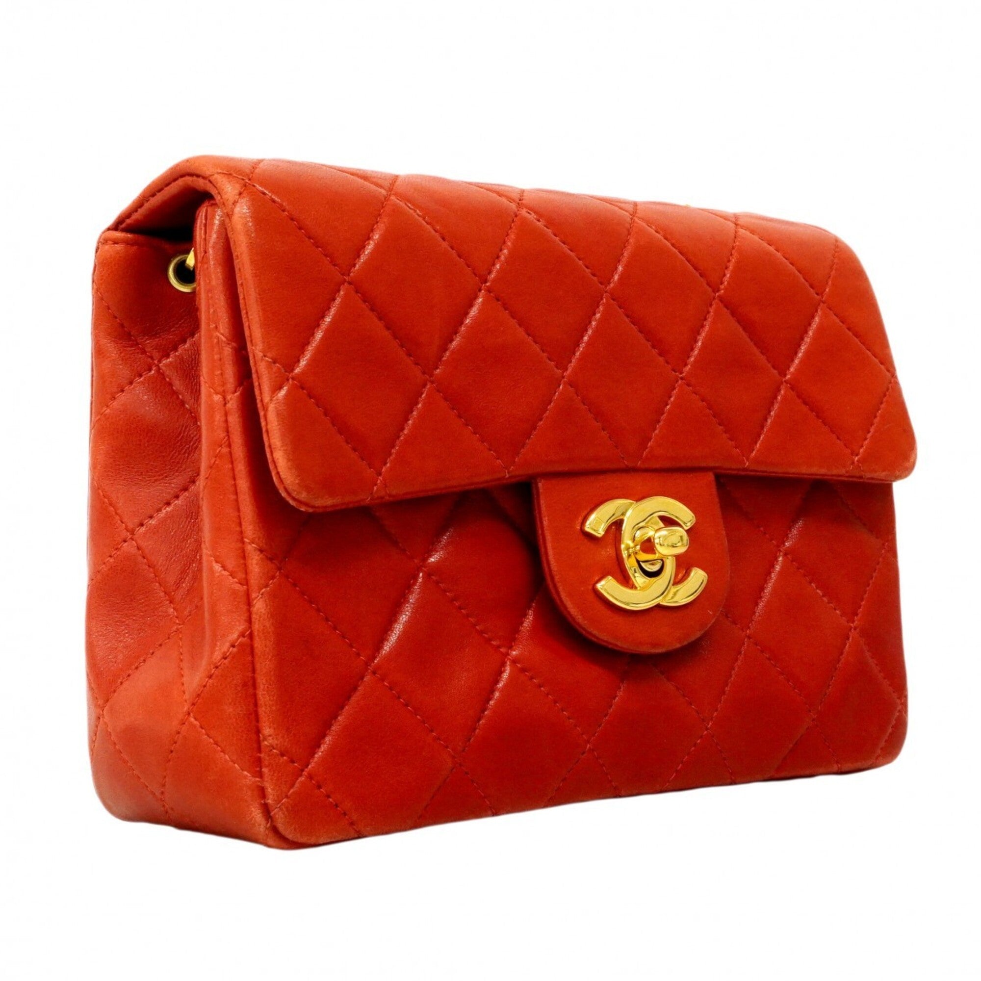 Chanel Red Color Leather Shoulder Bag (Pre-Owned)