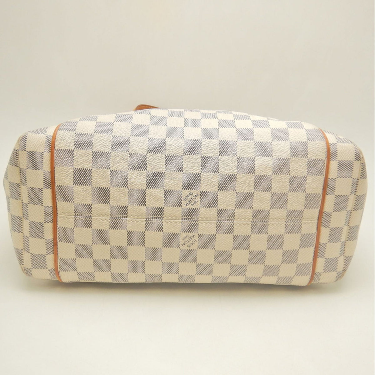 Louis Vuitton Azur White Damier Azur Tote Bag (Pre-Owned)