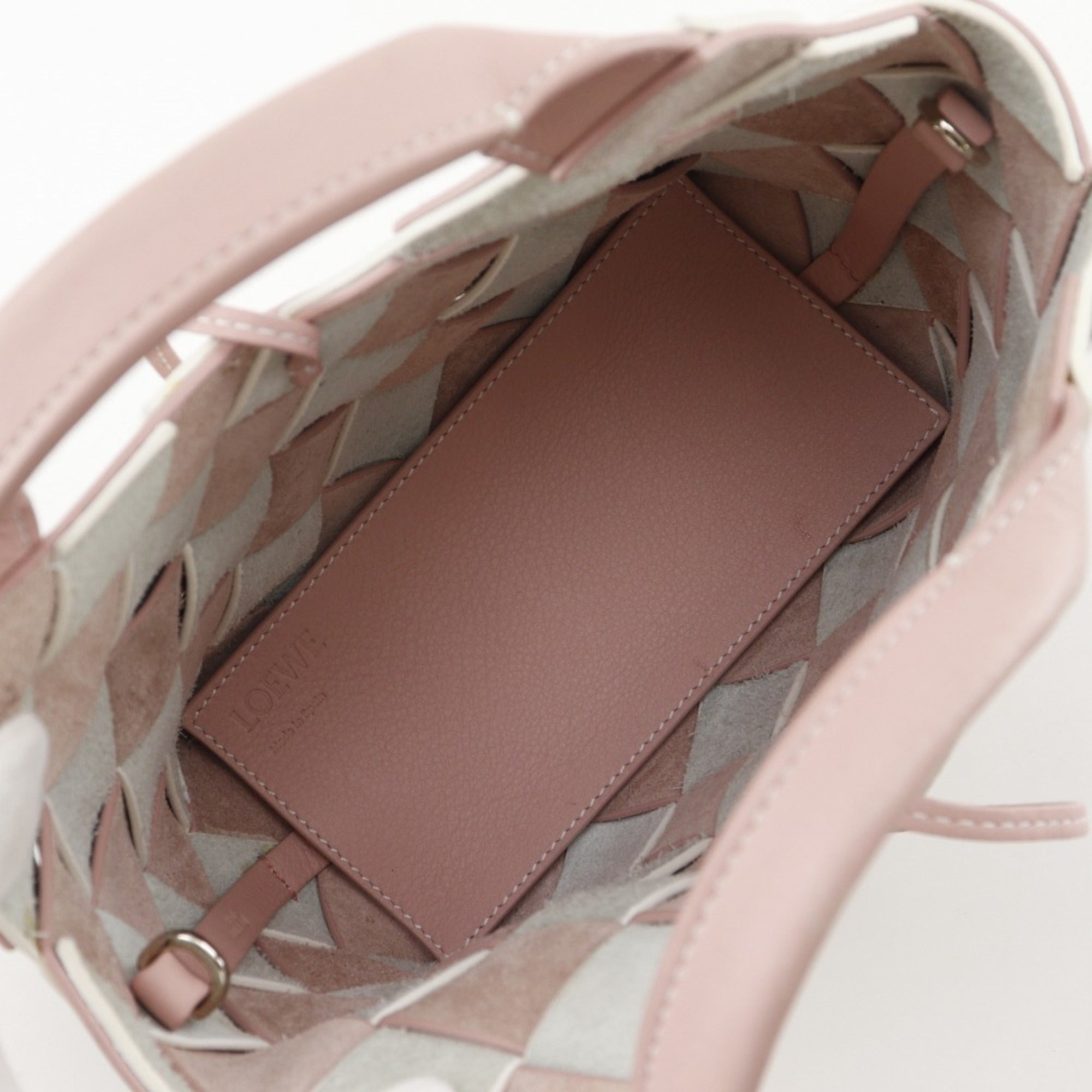 Loewe Pink White Leather Basket Handbag (Pre-Owned)