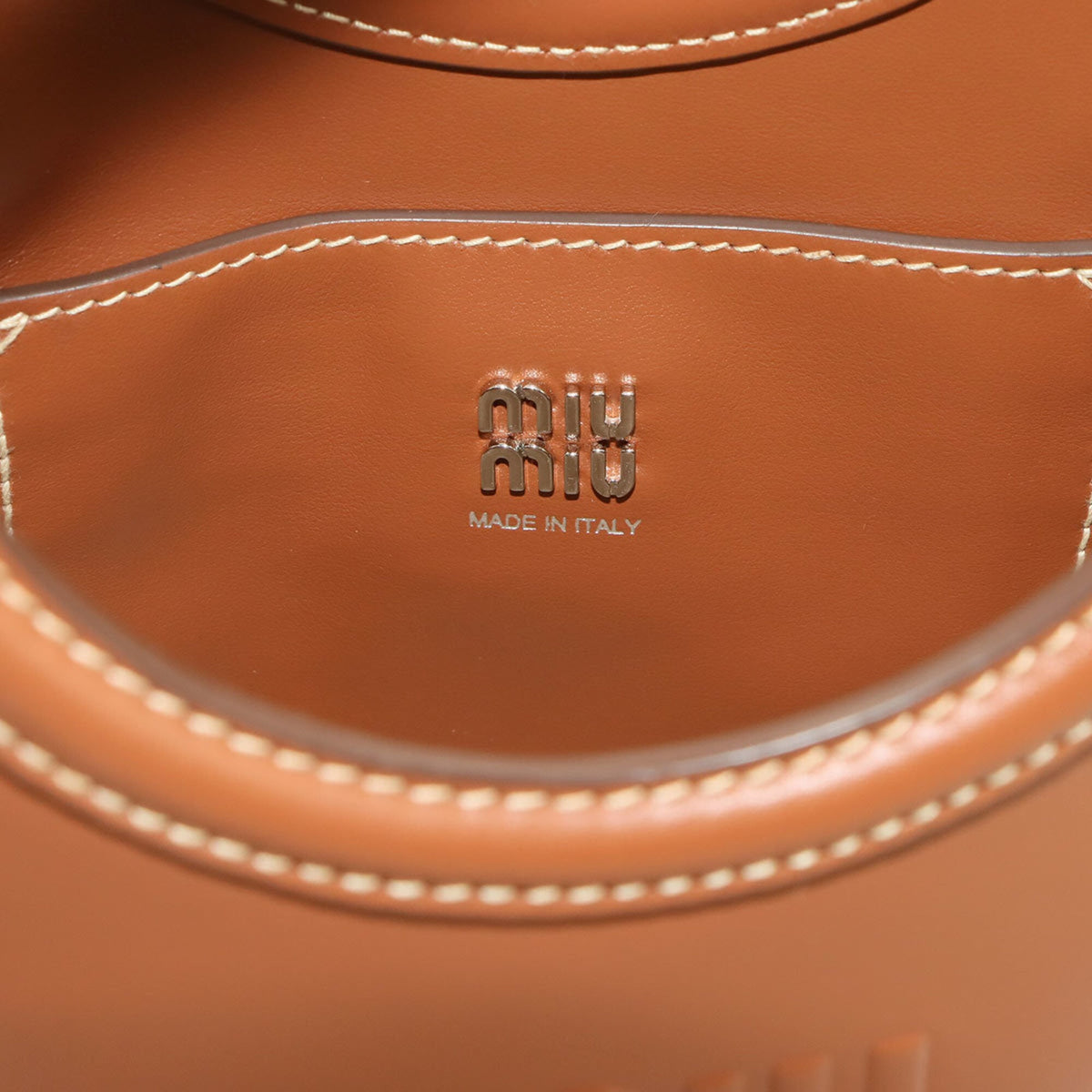 Miu Miu Brown Leather Handbag (Pre-Owned)