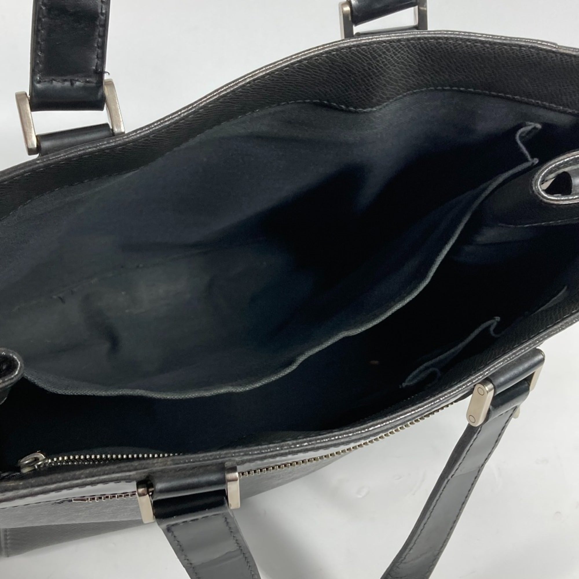 Louis Vuitton Ardoise Black Taiga Leather Handbag Tote Bag (Pre-Owned)
