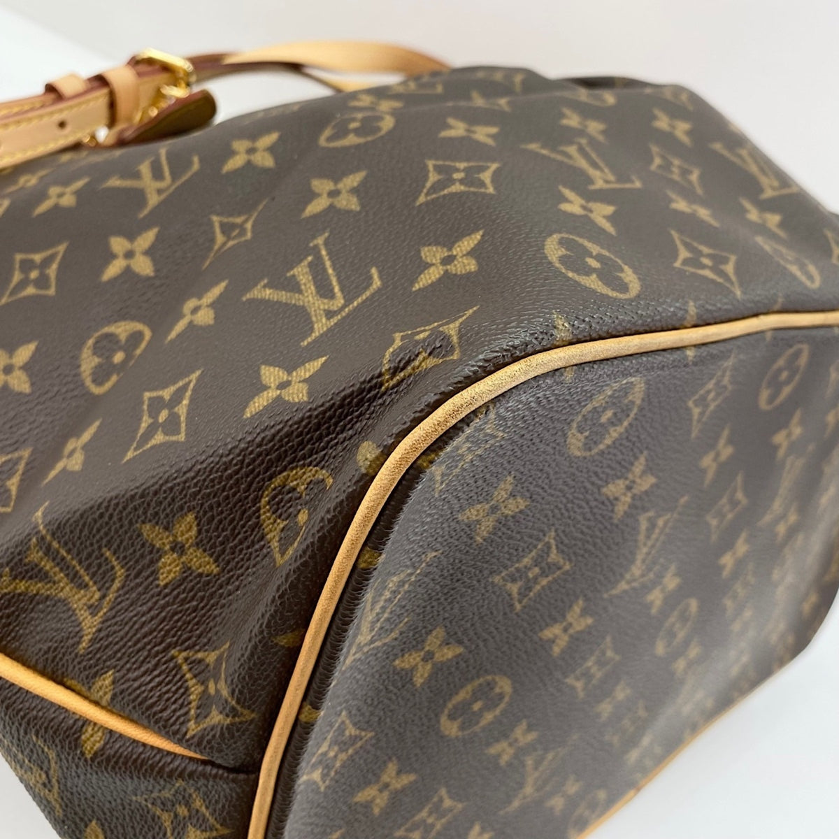 Louis Vuitton Brown Tote Bag (Pre-Owned)