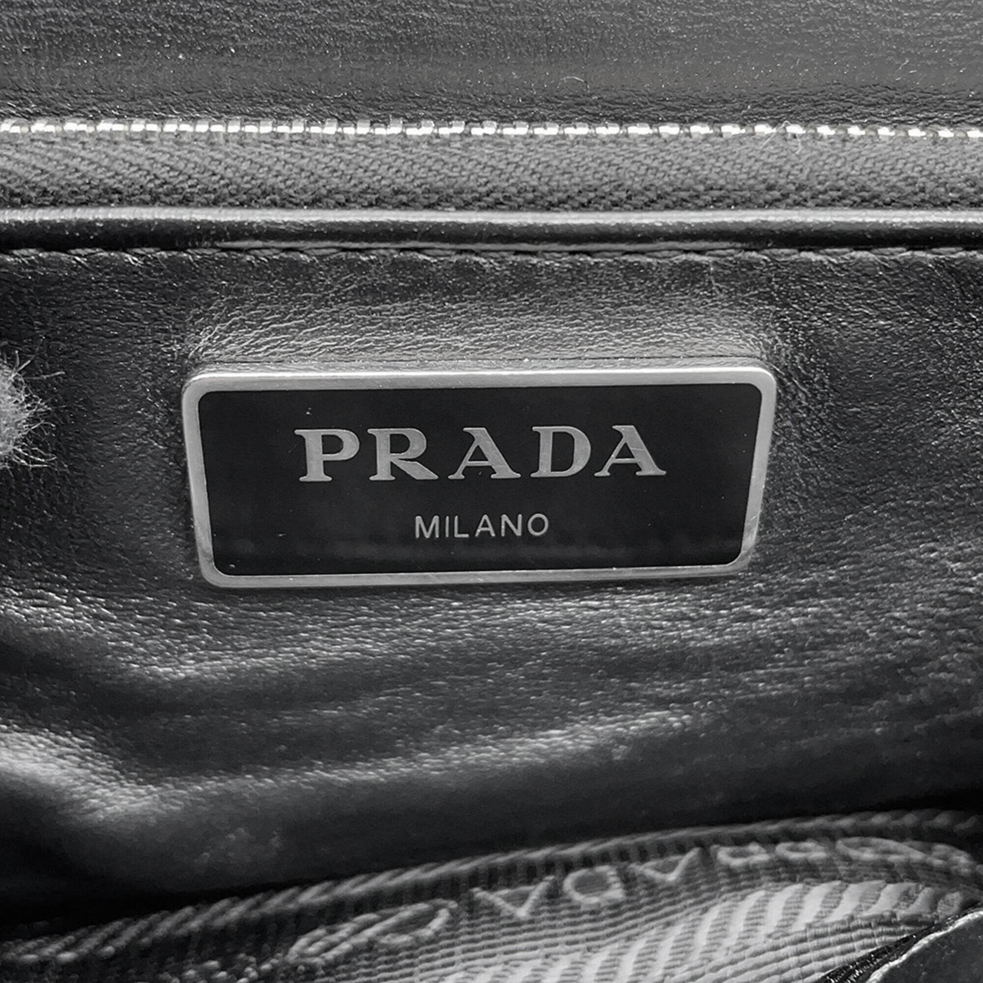 Prada Black Nylon Leather Handbag Shoulder Bag (Pre-Owned)