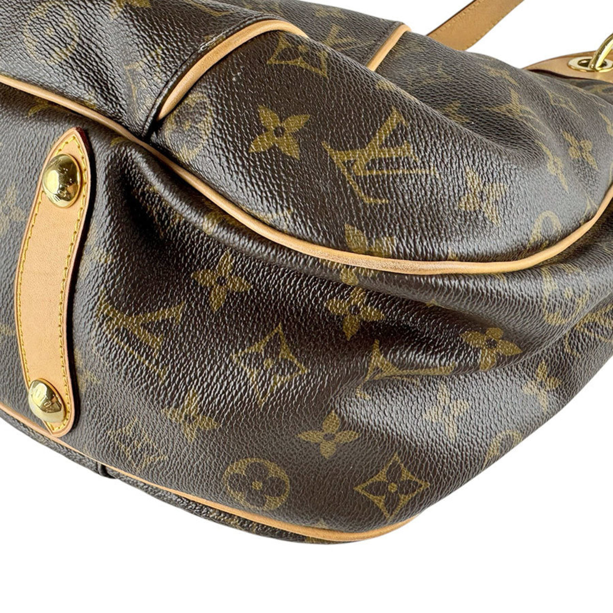 Louis Vuitton Brown Monogram Monogram Shoulder Bag (Pre-Owned)