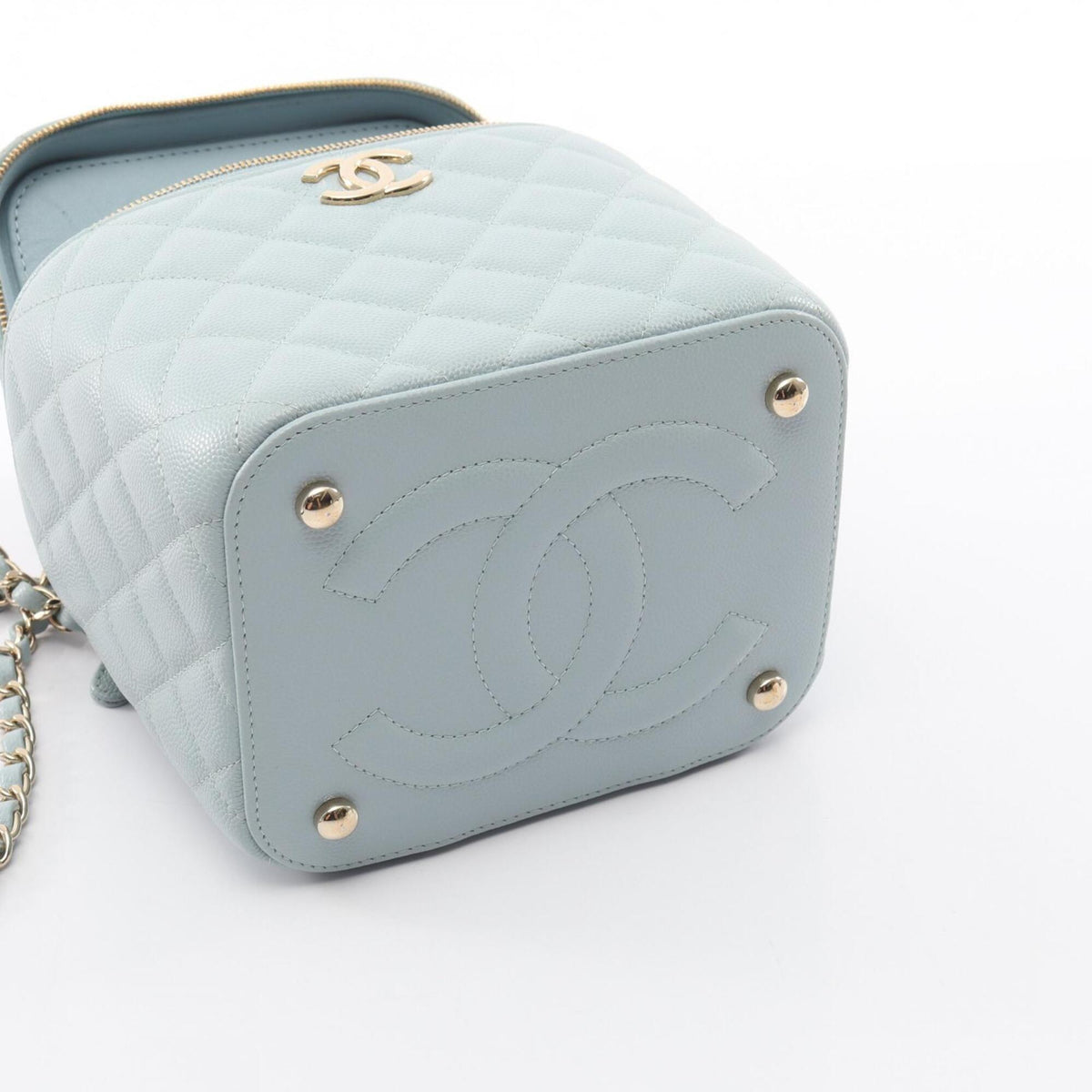 Chanel Matelasse Blue Grained Calfskin Handbag Shoulder Bag (Pre-Owned)