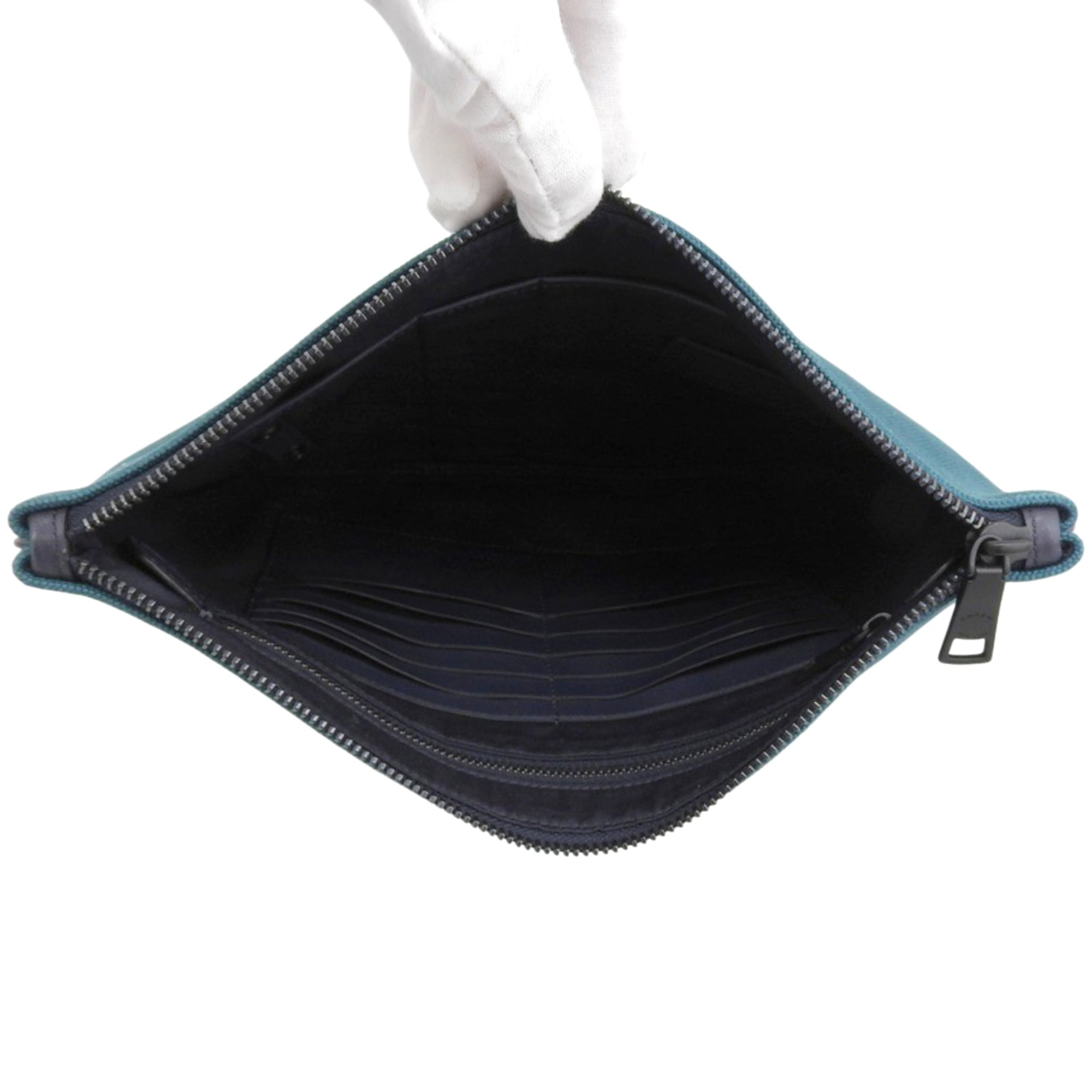 Coach Green Canvas Clutch Bag (Pre-Owned)