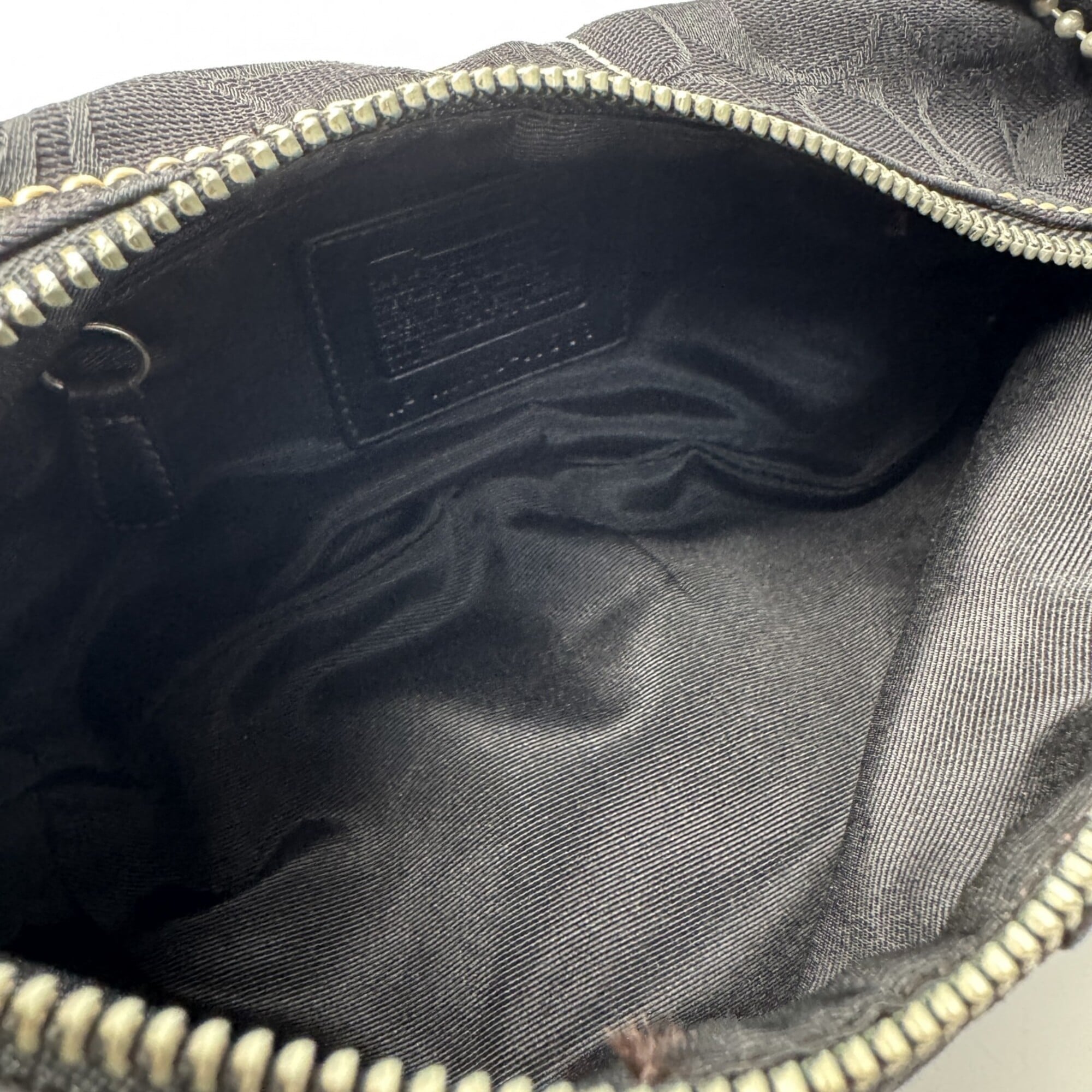Coach Black Canvas Handbag Shoulder Bag (Pre-Owned)