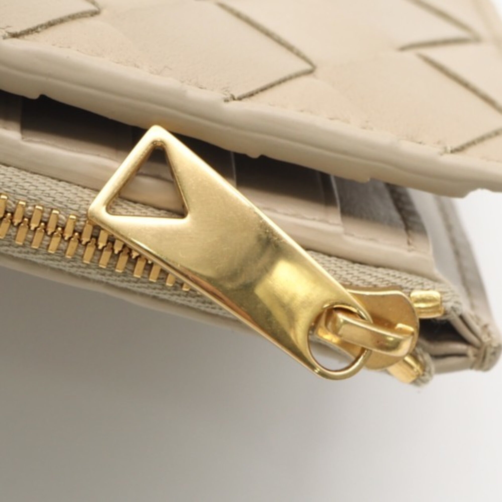 Bottega Veneta Intrecciato Beige Leather Wallet (Bi-Fold) (Pre-Owned)