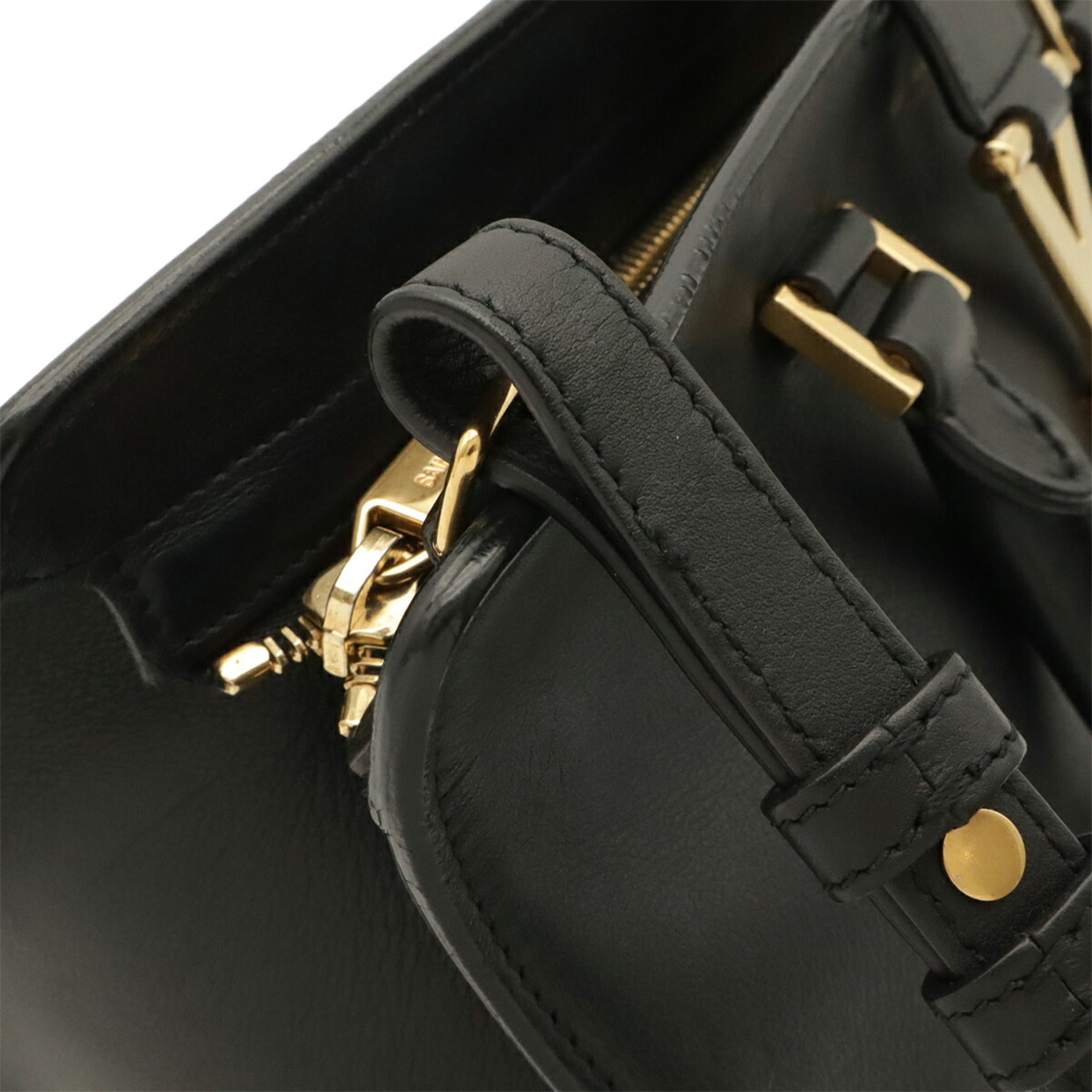 Yves Saint Laurent Black Leather Handbag Shoulder Bag (Pre-Owned)
