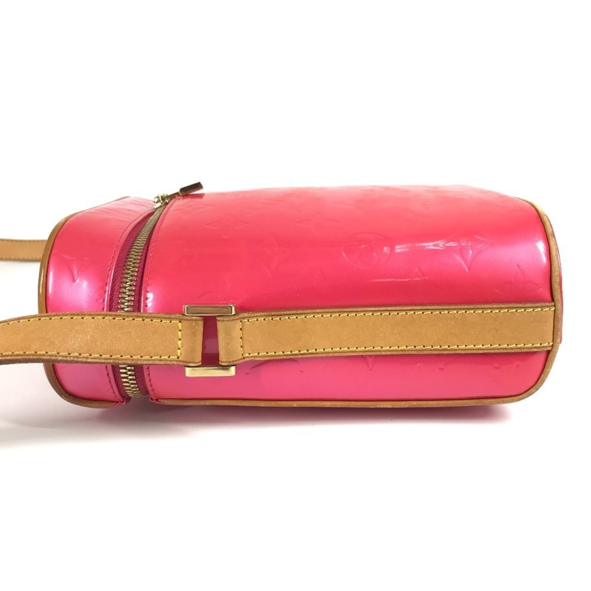 Louis Vuitton Fuchsia Pink Pink Monogram Vernis Pochette Shoulder Bag (Pre-Owned)