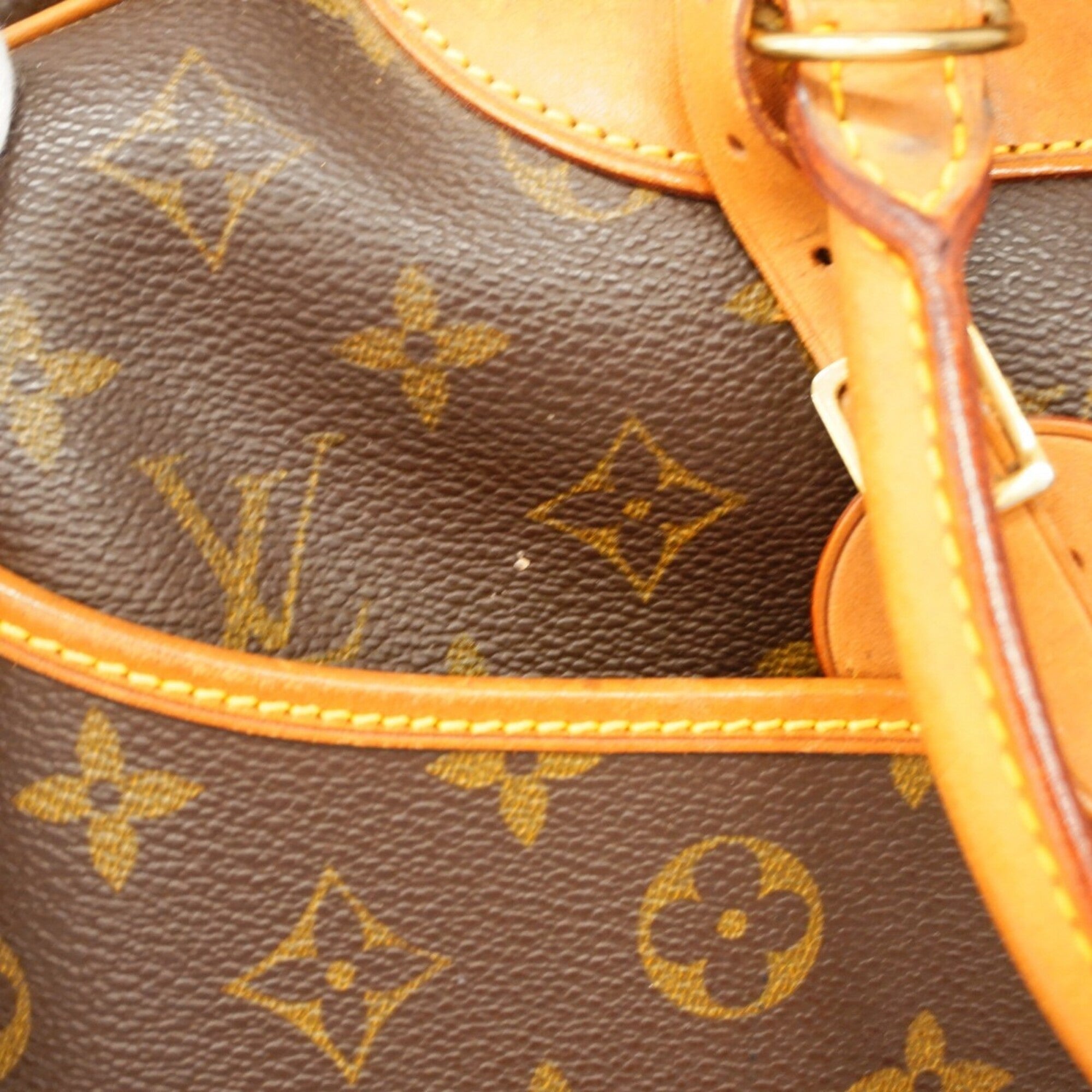 Louis Vuitton Brown Handbag (Pre-Owned)