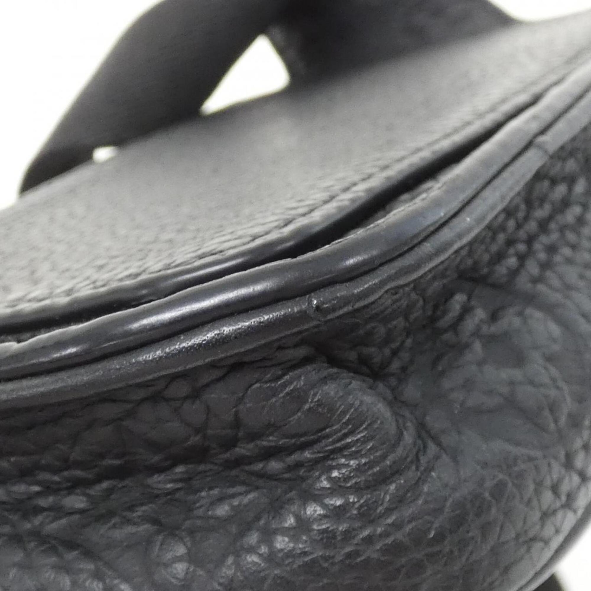 Louis Vuitton Black Monogram Leather Handbag (Pre-Owned)