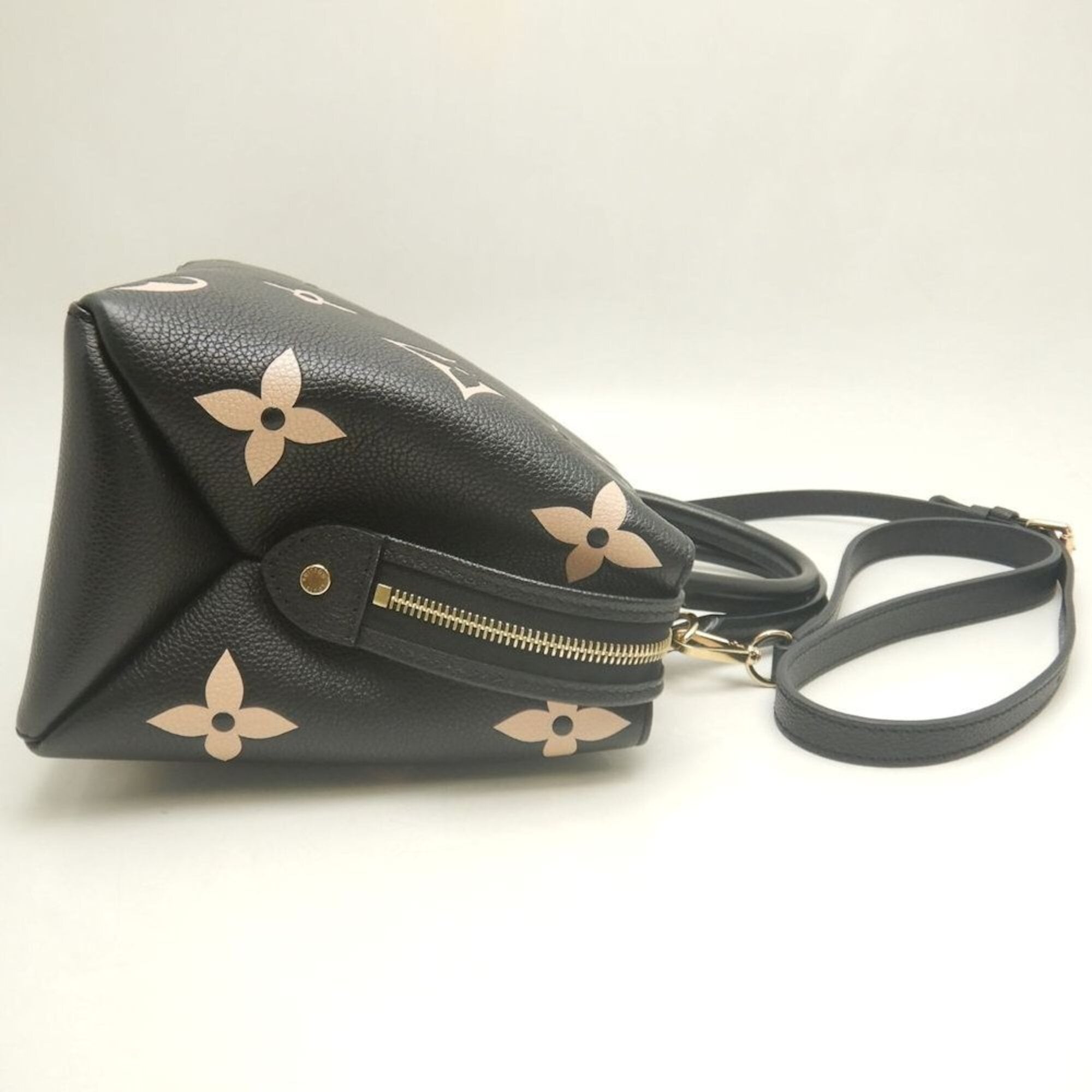 Louis Vuitton Monogram Empreinte Noir Monogram Empreinte Handbag (Pre-Owned)