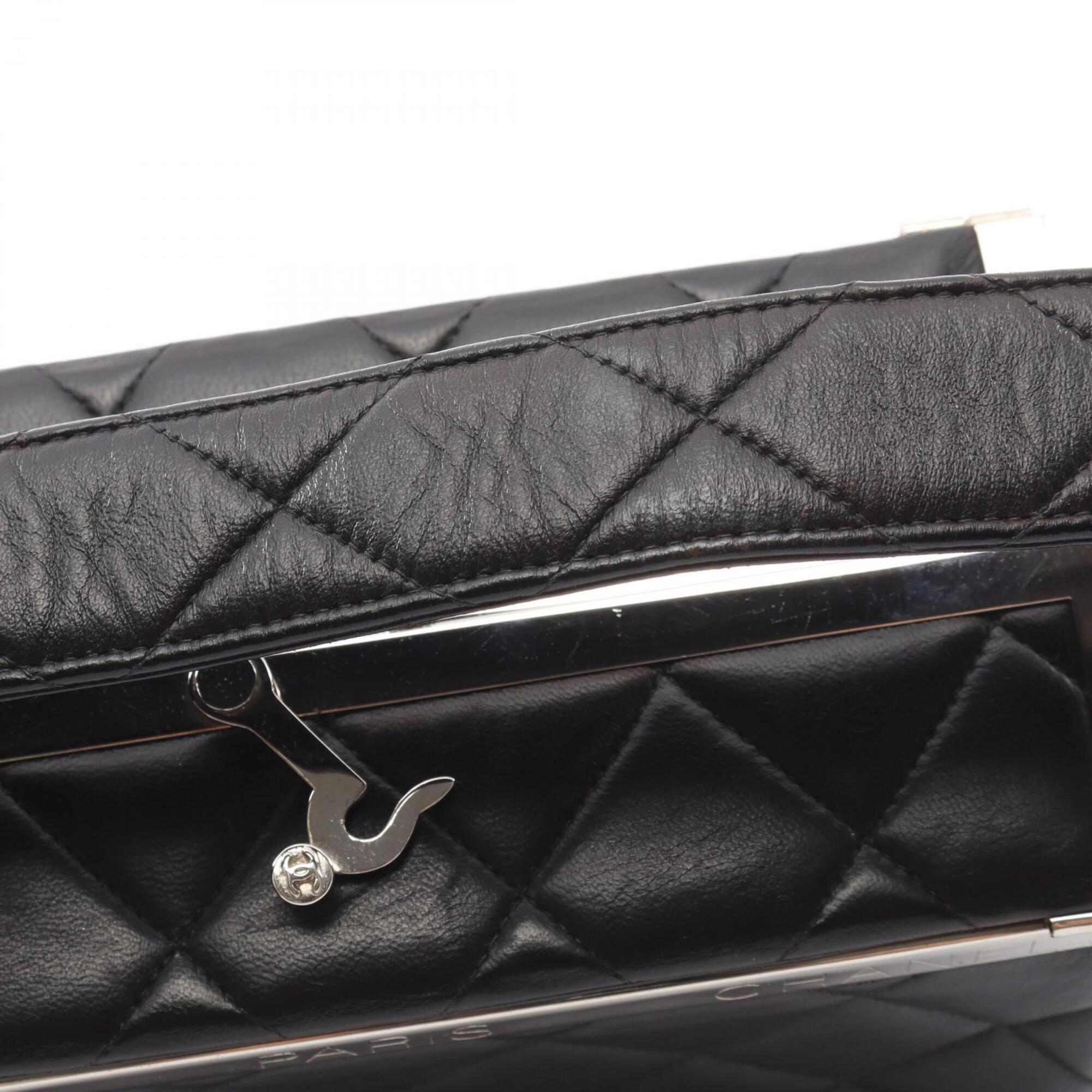 Chanel Black Leather Handbag (Pre-Owned)