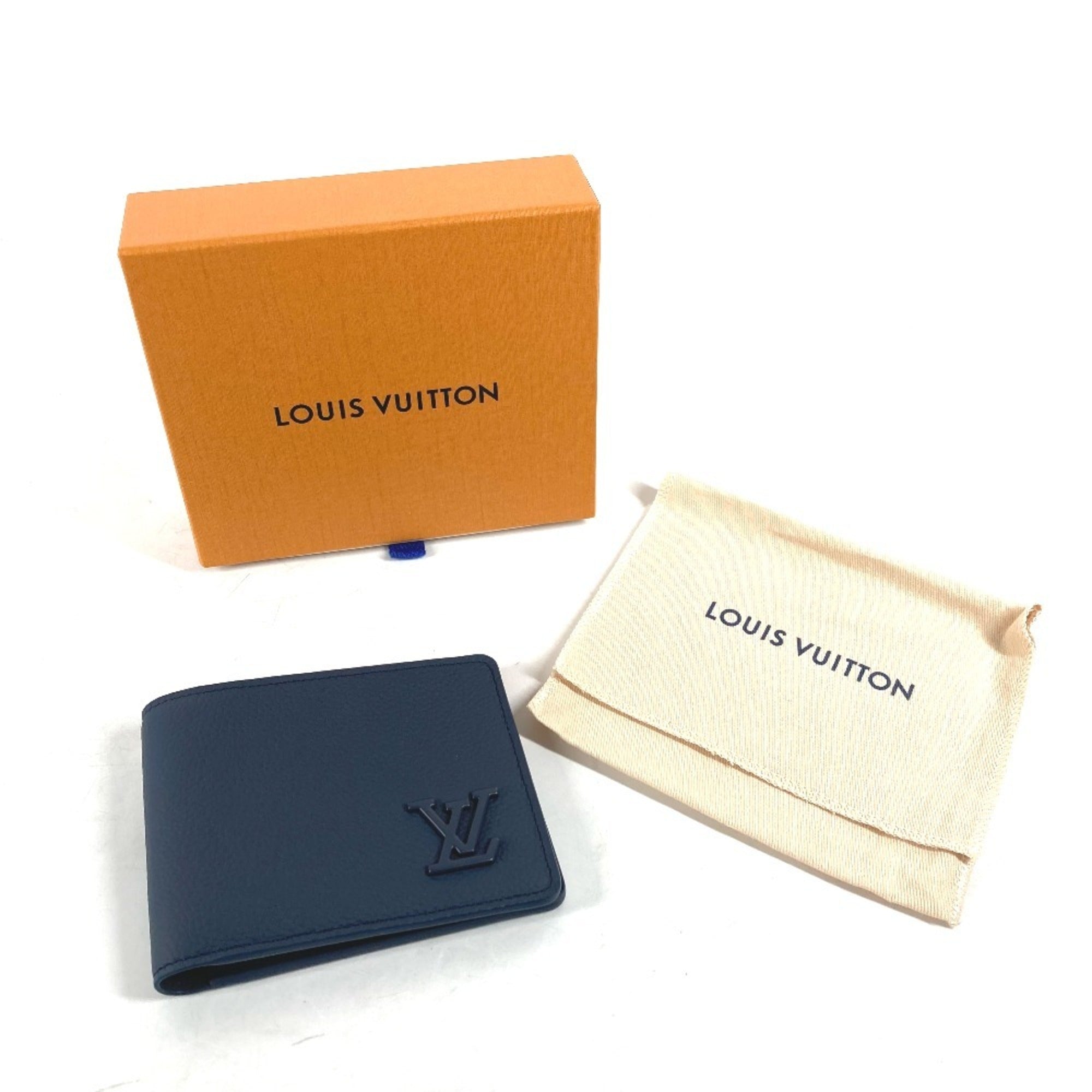 Louis Vuitton Navy Leather Wallet (Bi-Fold) (Pre-Owned)