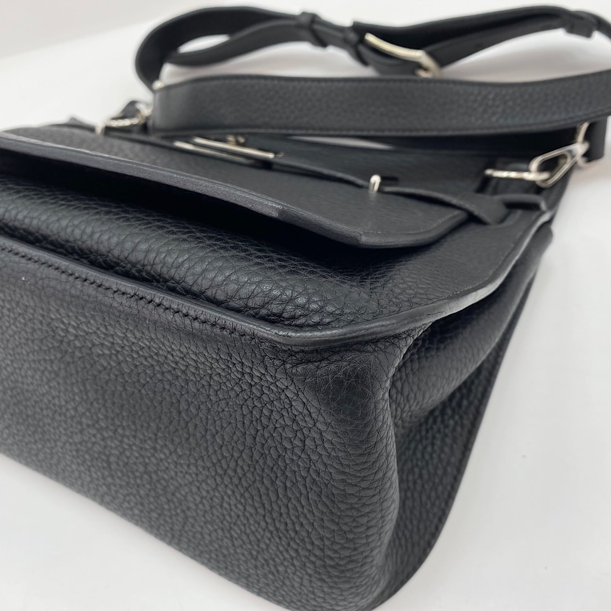 Hermes Black Shoulder Bag (Pre-Owned)