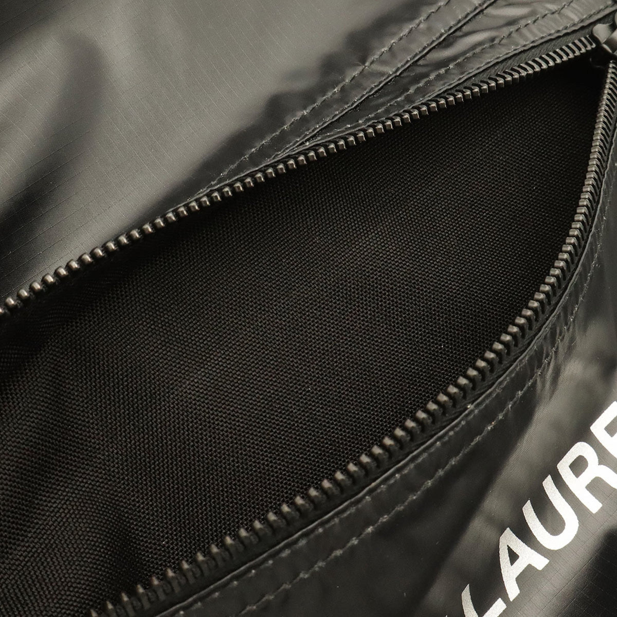 Yves Saint Laurent Black Nylon Backpack (Pre-Owned)