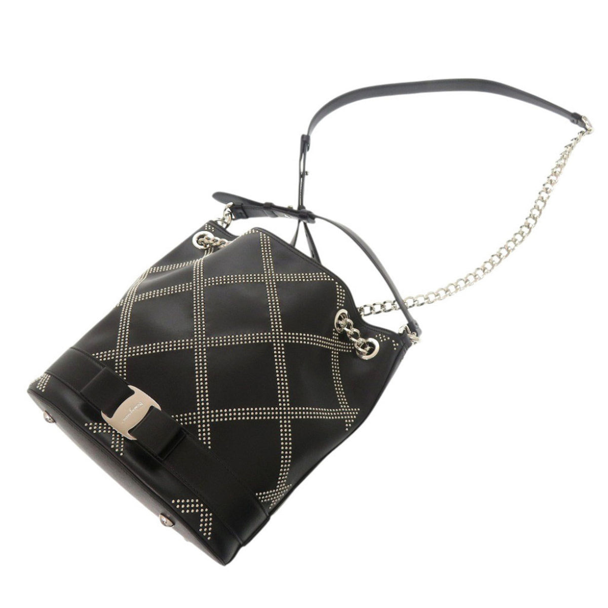 Salvatore Ferragamo Black Leather Handbag Shoulder Bag (Pre-Owned)
