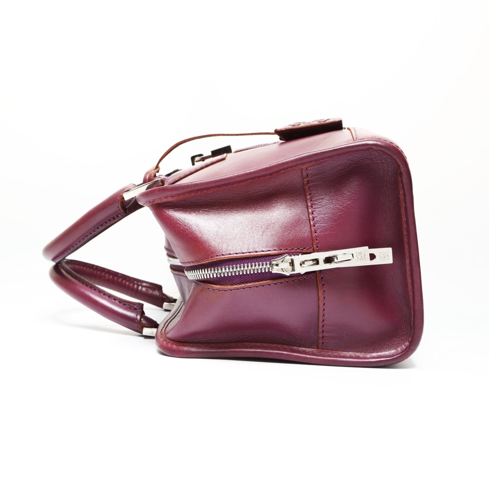 Loewe Amazona Purple Handbag (Pre-Owned)