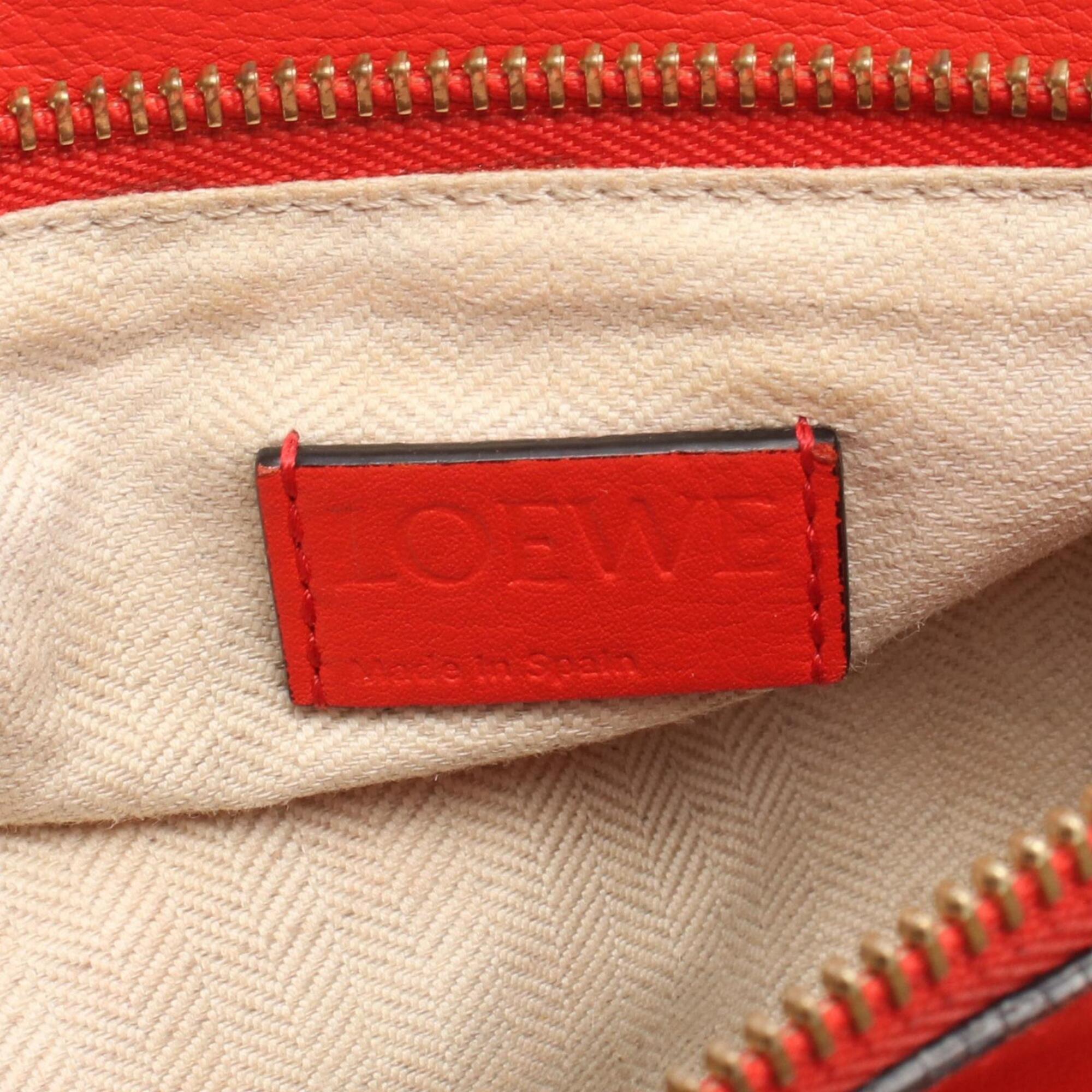 Loewe Red Color Leather Handbag (Pre-Owned)