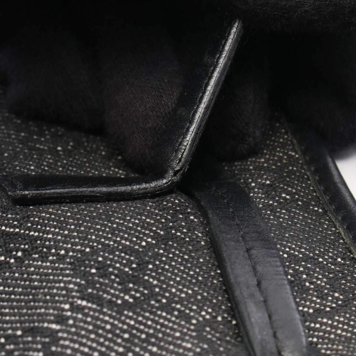 Gucci Black Denim Leather Shoulder Bag (Pre-Owned)