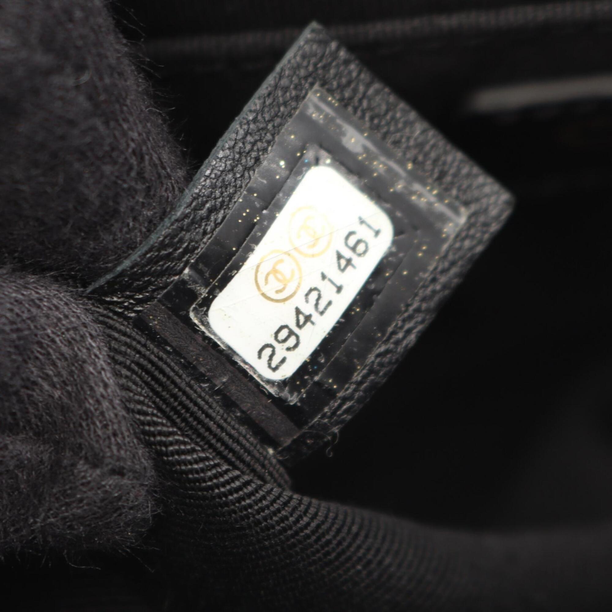Chanel Black Leather Handbag Shoulder Bag (Pre-Owned)