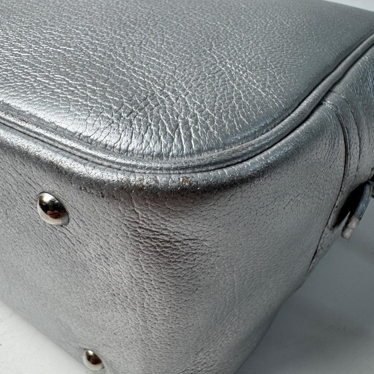 Hermes Silver Leather Handbag (Pre-Owned)