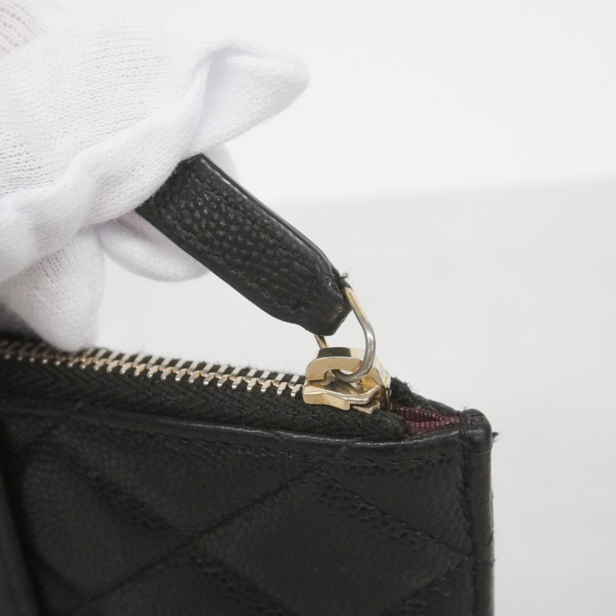 Chanel Black Grained Calfskin Long Wallet (Bi-Fold) (Pre-Owned)