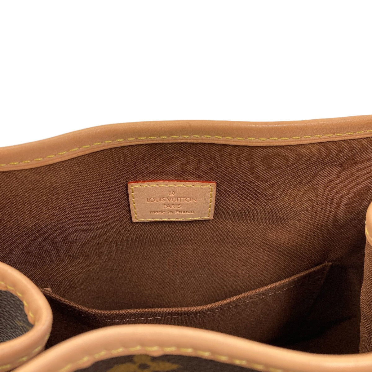 Louis Vuitton Monogram Monogram Canvas Handbag (Pre-Owned)