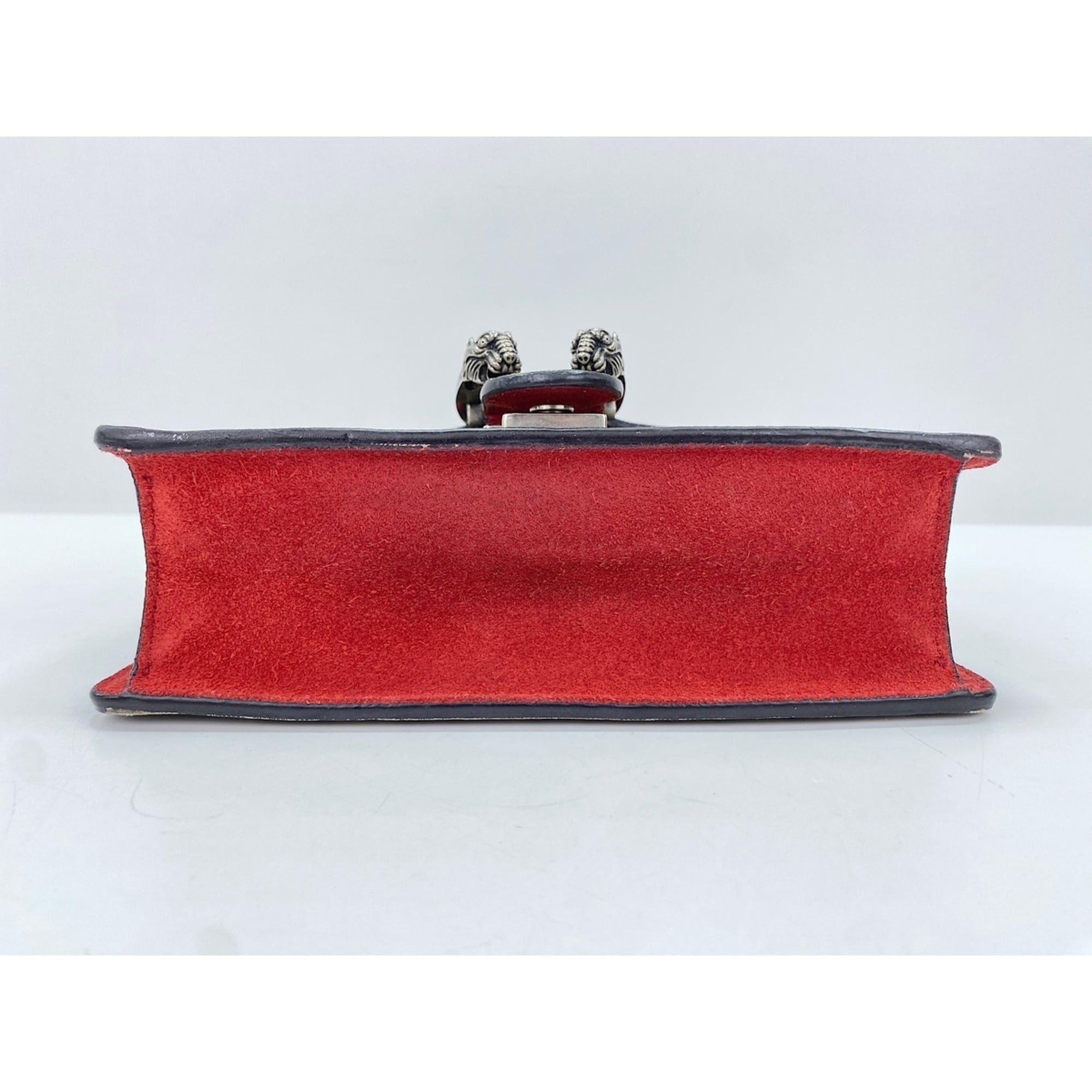Gucci Red Color Shoulder Bag (Pre-Owned)