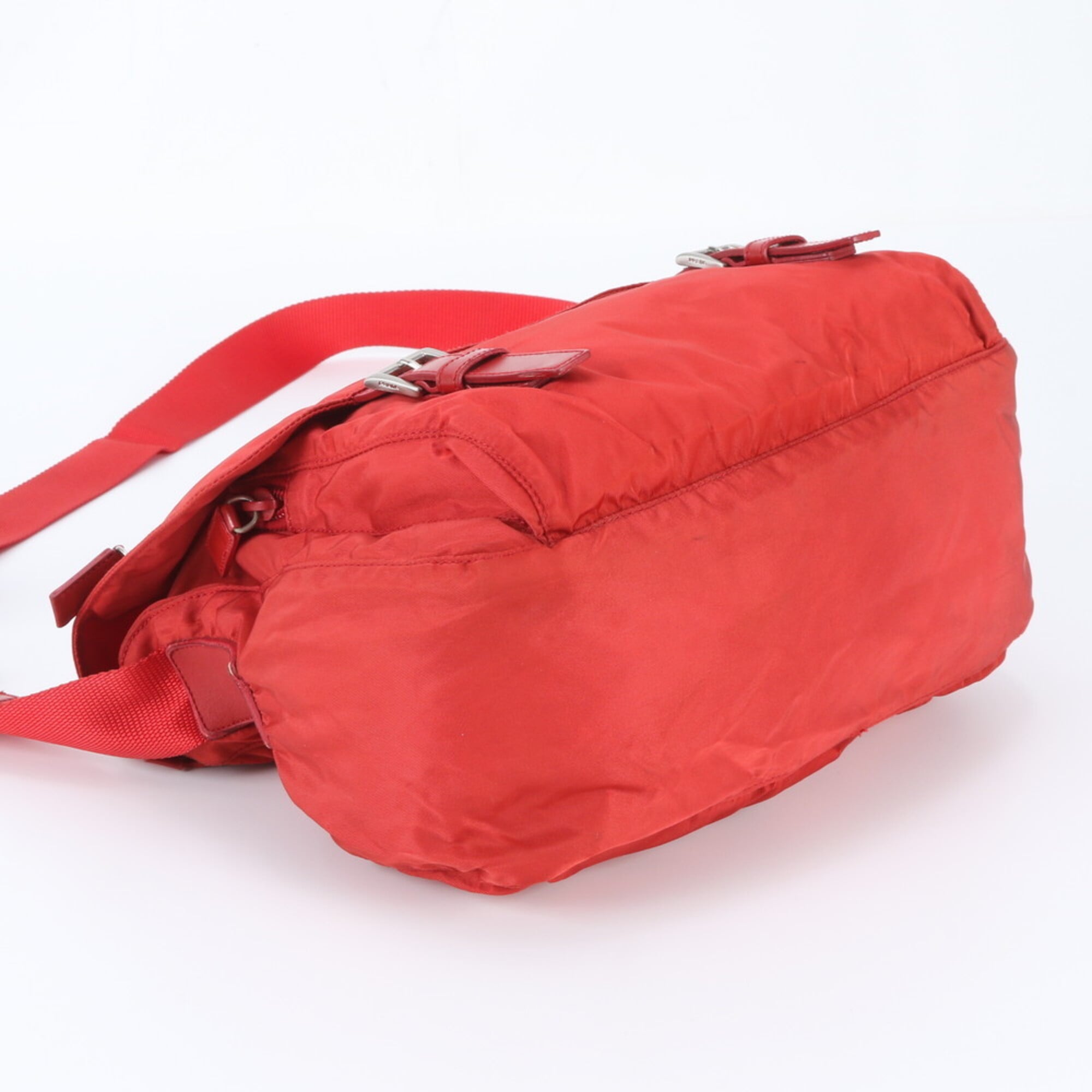 Prada Red Color Nylon Leather Shoulder Bag (Pre-Owned)