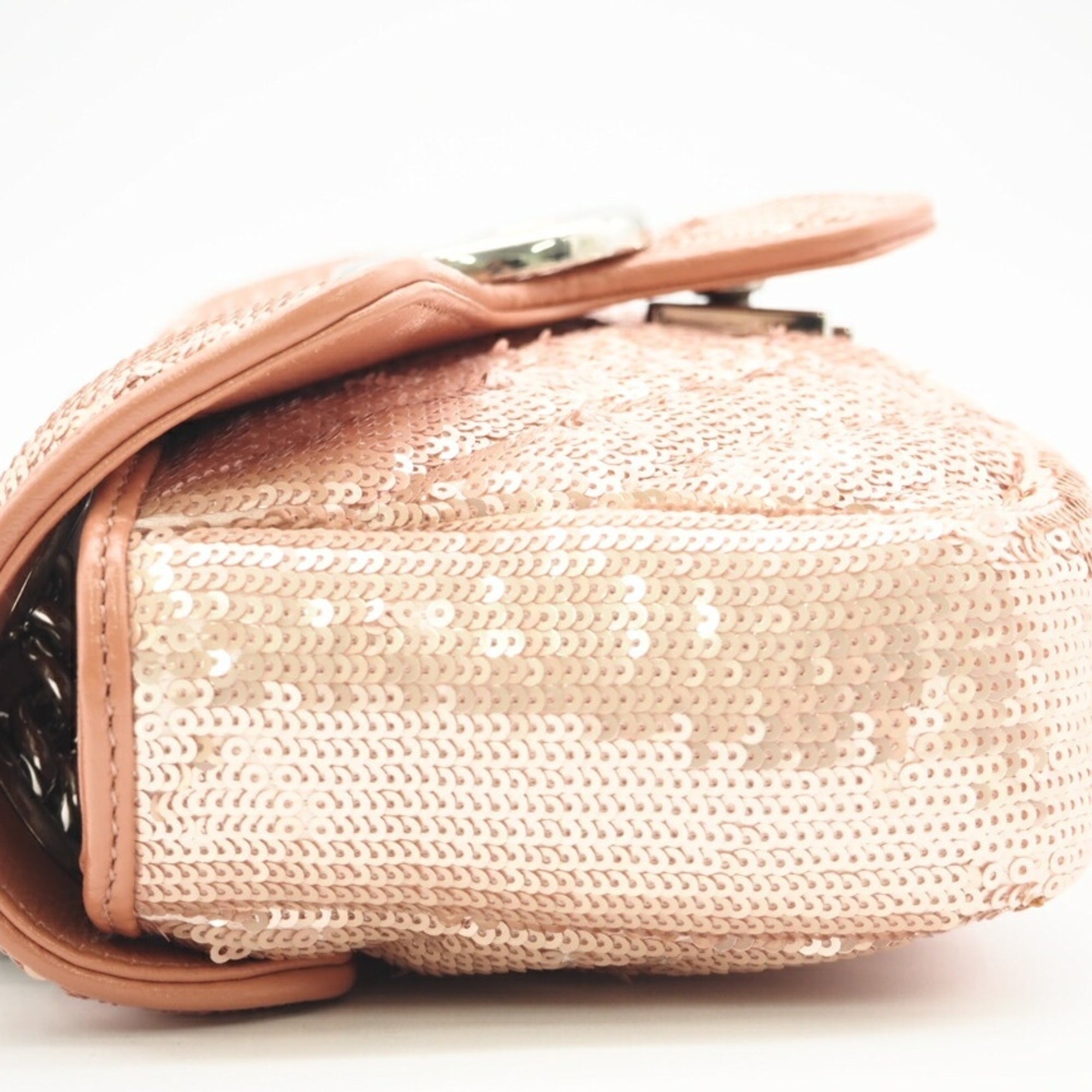 Gucci Pink Leather Spangles Shoulder Bag (Pre-Owned)