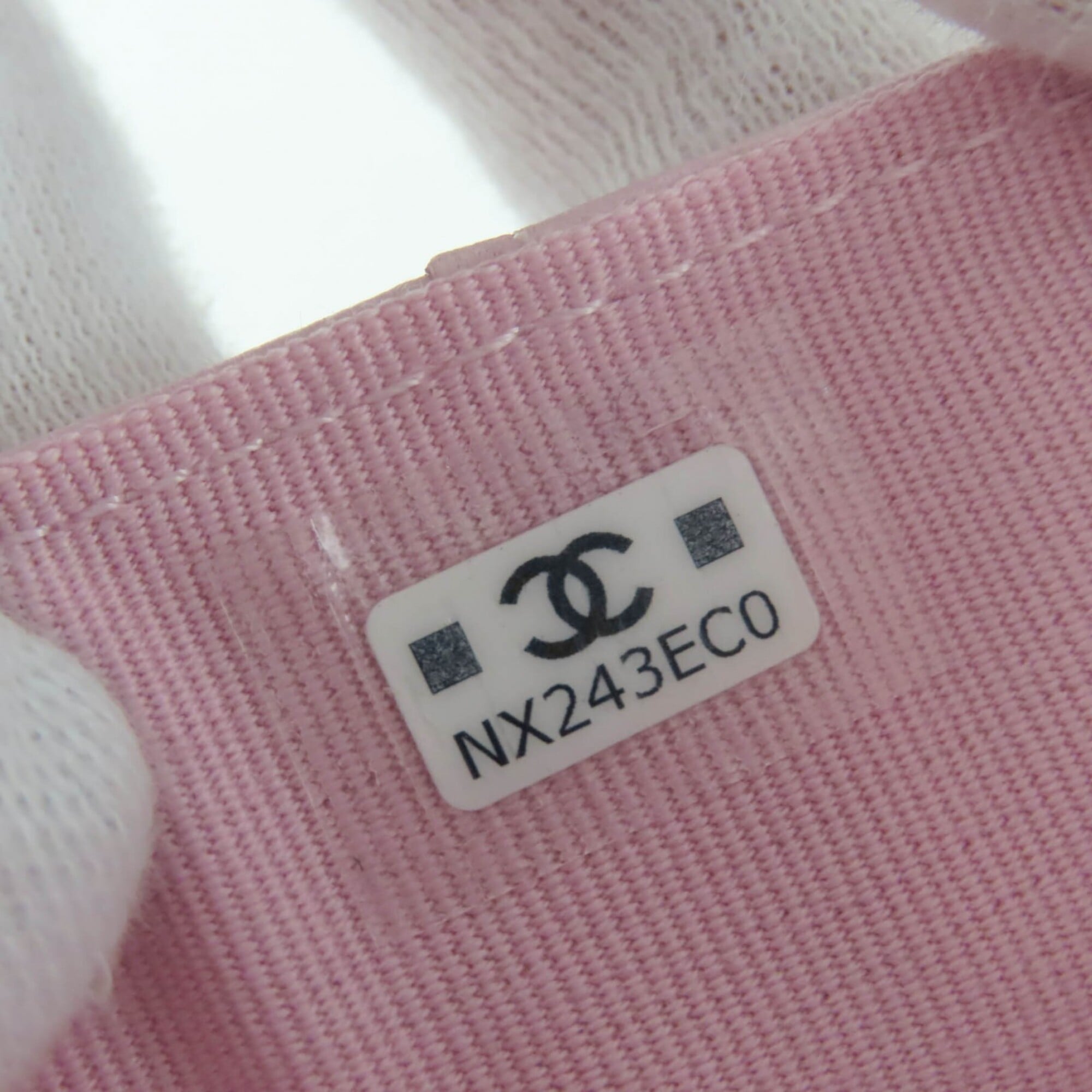 Chanel Matelasse Pink Leather Wallet (Tri-Fold) (Pre-Owned)