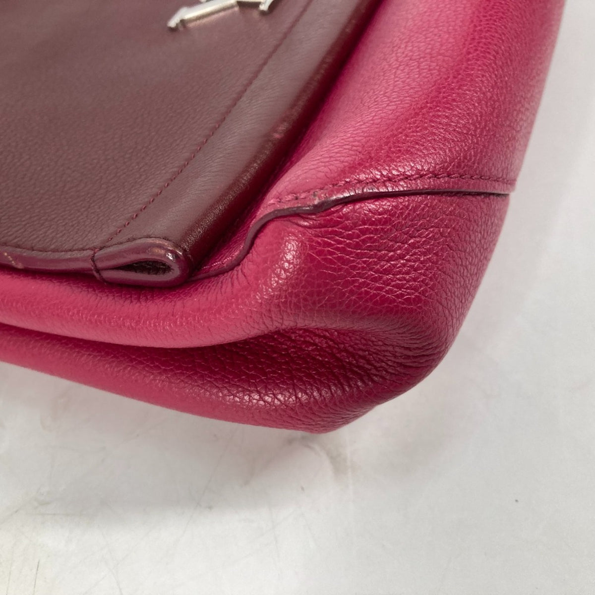 Louis Vuitton Purple Leather Handbag (Pre-Owned)