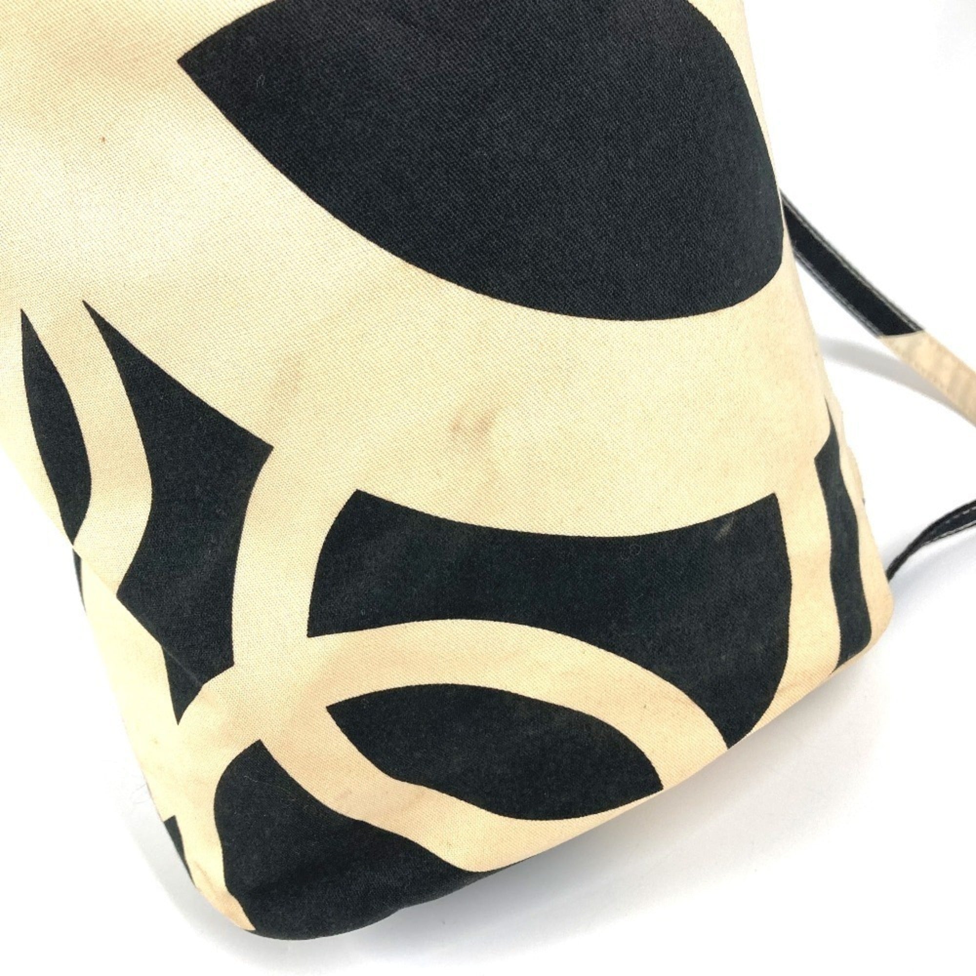 Chanel Black White Cotton Shoulder Bag (Pre-Owned)