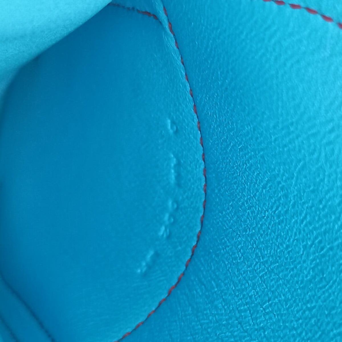 Hermes Blue Chevre Leather Pouch (Pre-Owned)