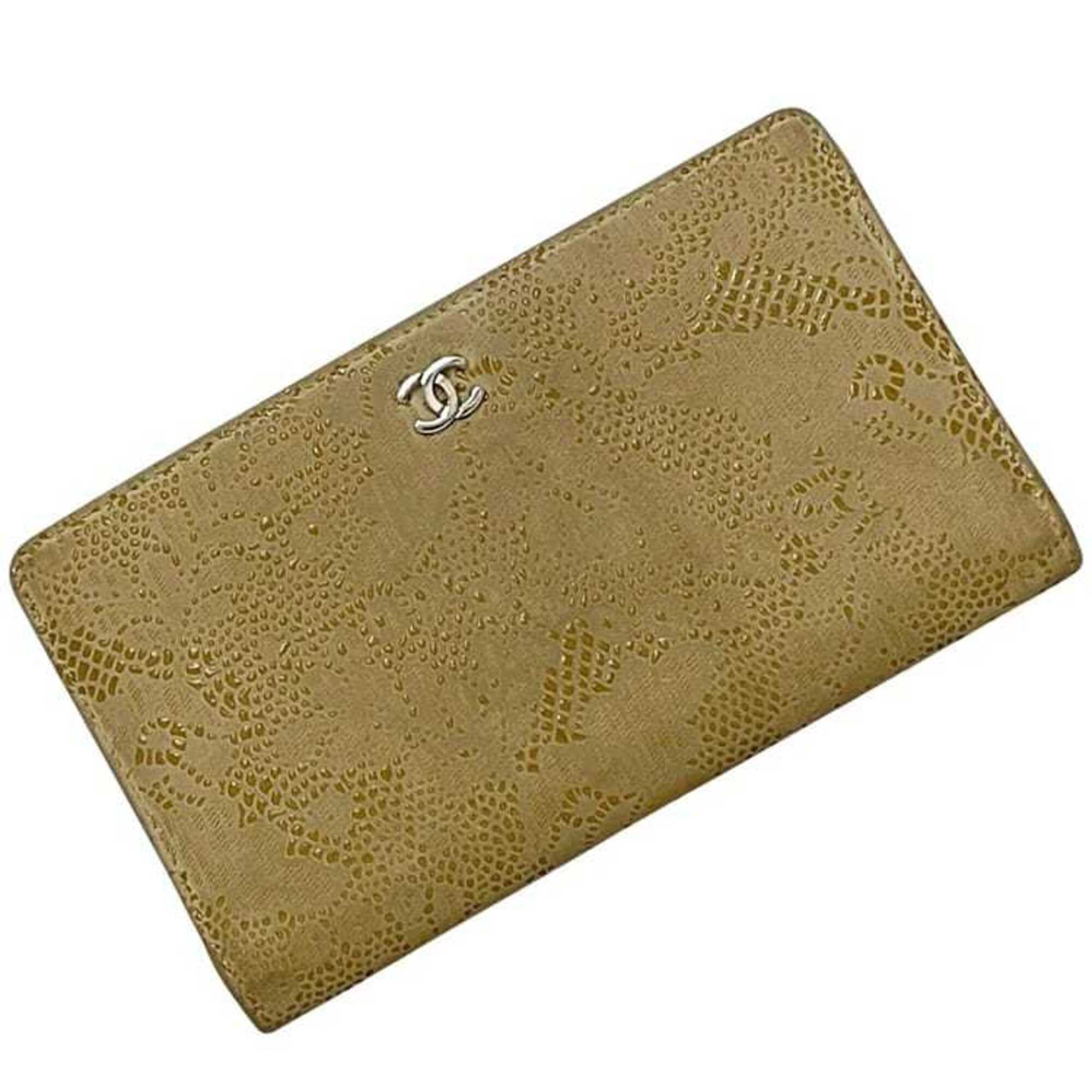 Chanel Beige Leather Long Wallet (Bi-Fold) (Pre-Owned)