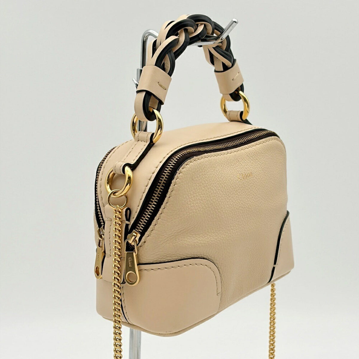 Chloé Beige Leather Shoulder Bag (Pre-Owned)